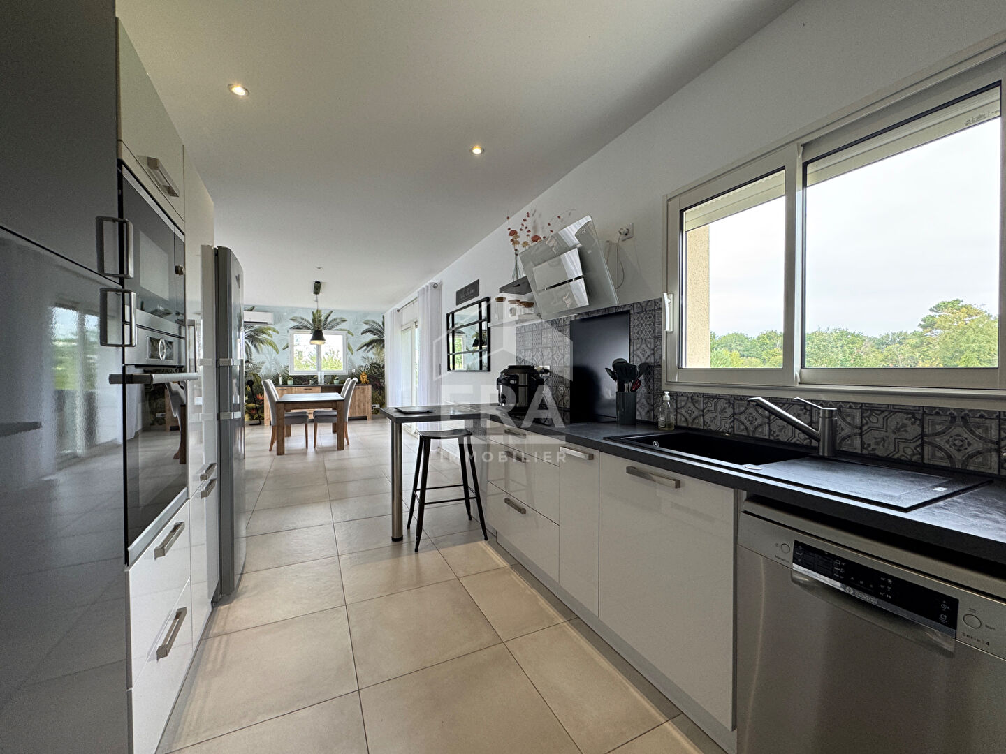 Photo A vendre à 5 min du centre ville de PERIGUEUX, très jolie Maison neuve type 4 avec garage et terrain clos. image 4/6