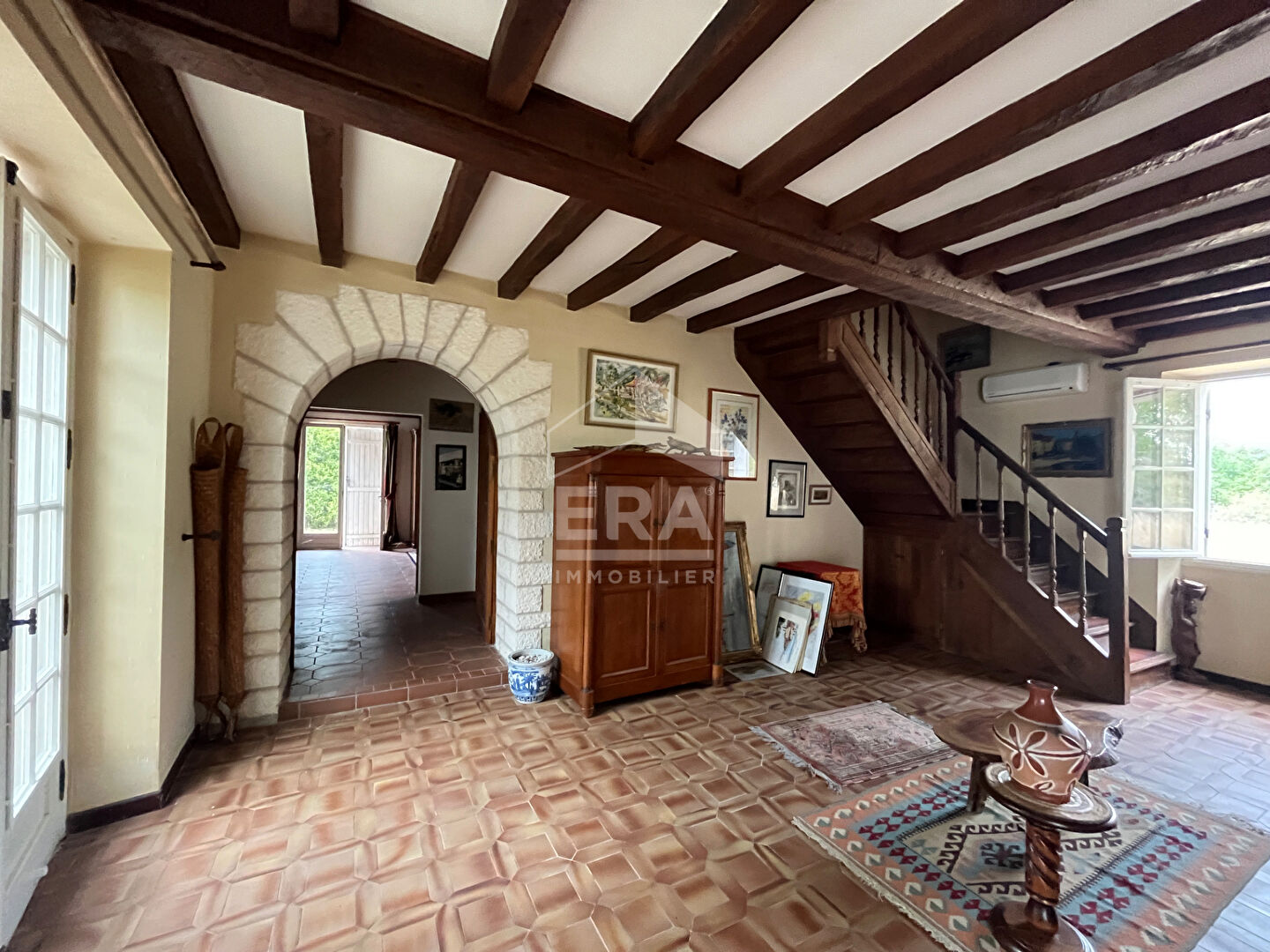 Photo A VENDRE Côté Est maison à la campagne à rénover de type 7 avec studio image 5/6