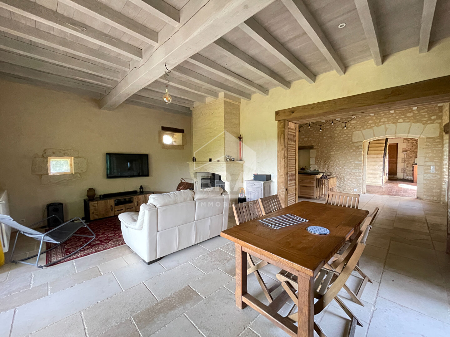 Photo À VENDRE - AUTHENTIQUE MAISON EN PIERRE À SAINT-MICHEL-DE-VILLADEIX ! image 5/6