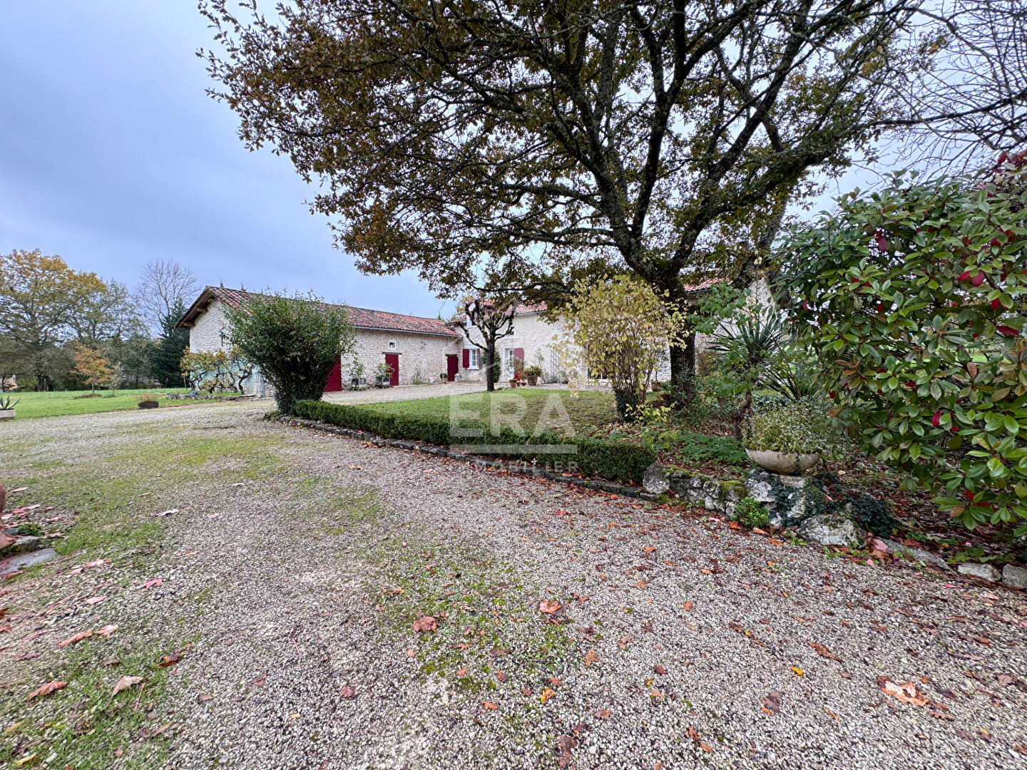 Photo A VENDRE MAISON ANCIENNE DE TYPE 4 AVECDEPENDANCES ET 14.507M² DE TERRAIN image 1/6