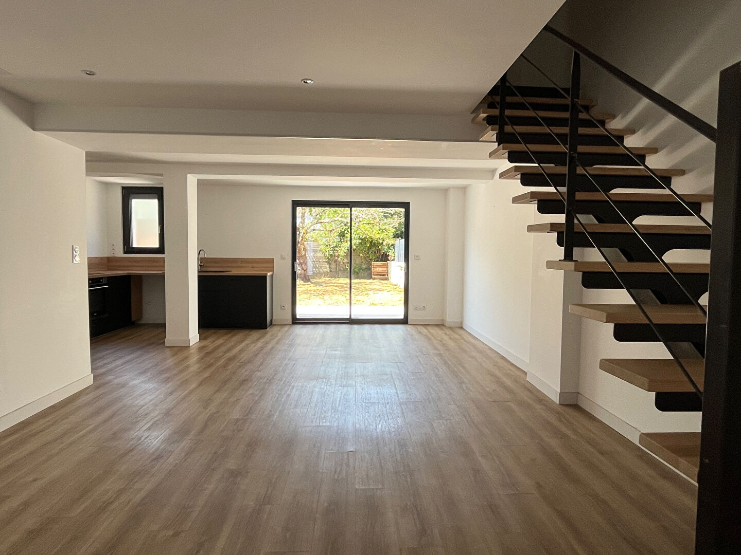 Photo A vendre charmante Maison rénovée à Périgueux type 3 avec jardin image 1/6