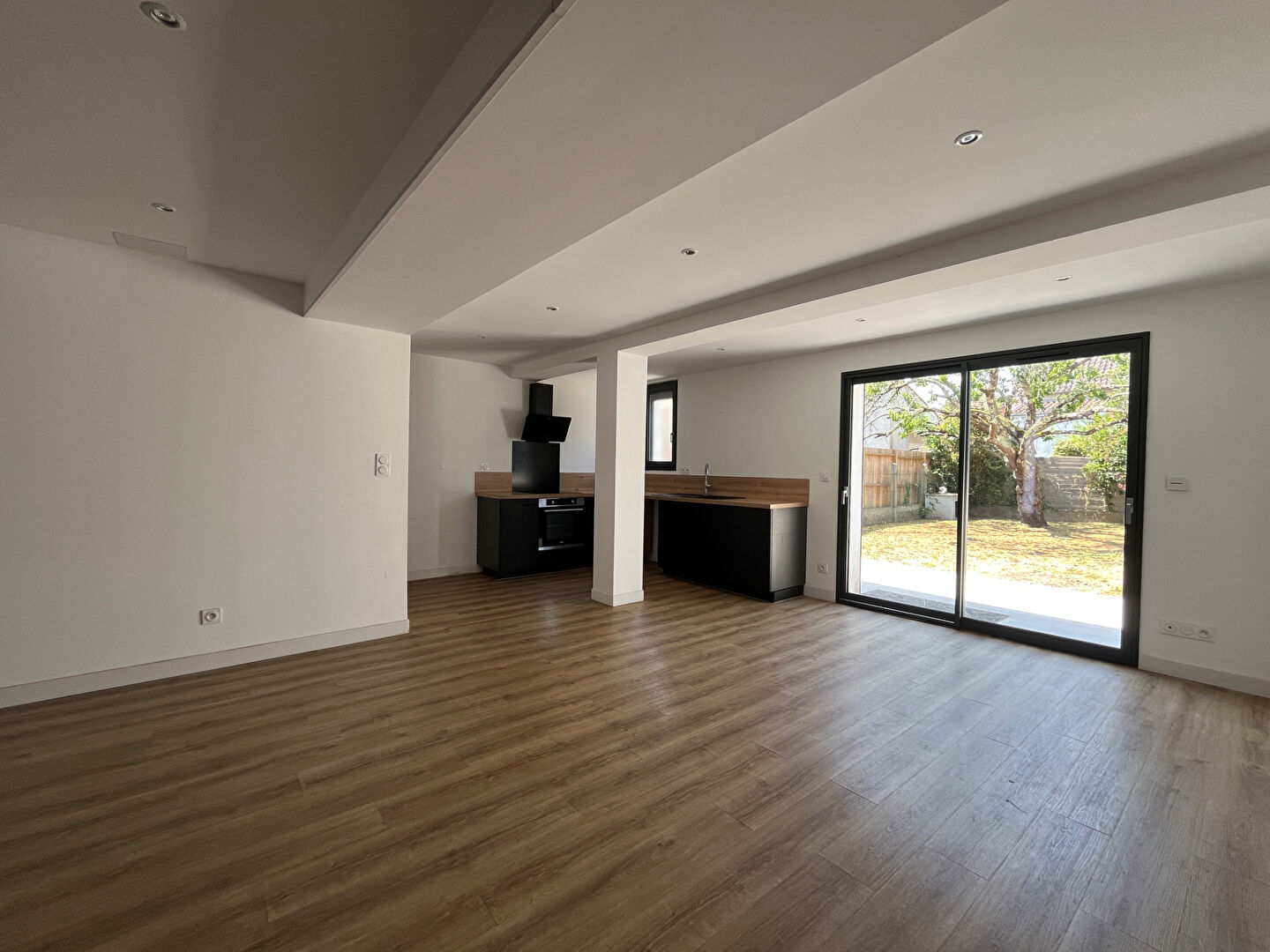 Photo A vendre charmante Maison rénovée à Périgueux type 3 avec jardin image 4/6