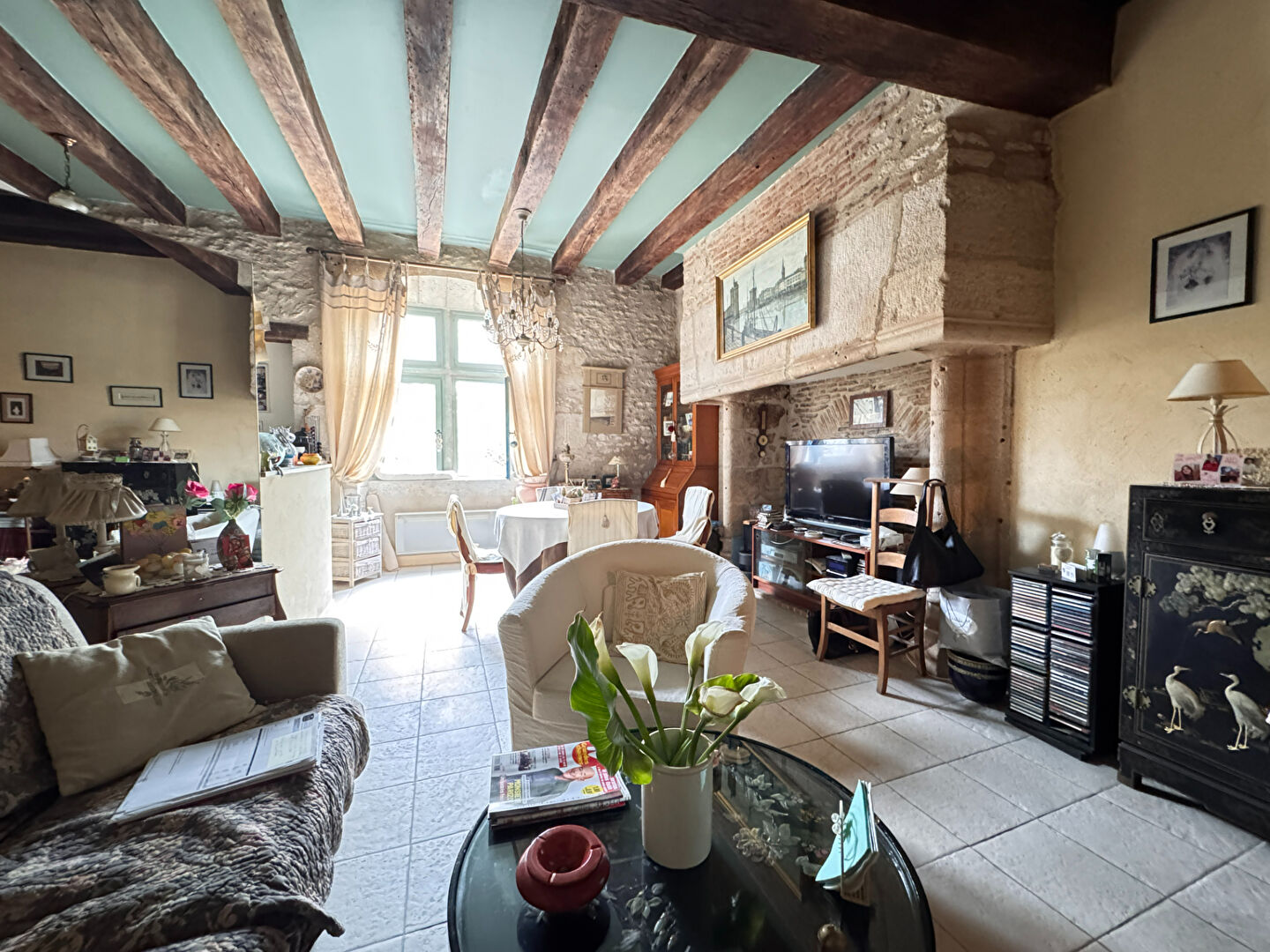 Photo A VENDRE CHARMANT APPARTEMENT DE TYPE 2 DANS LE CENTRE HISTORIQUE DE PERIGUEUX image 2/5