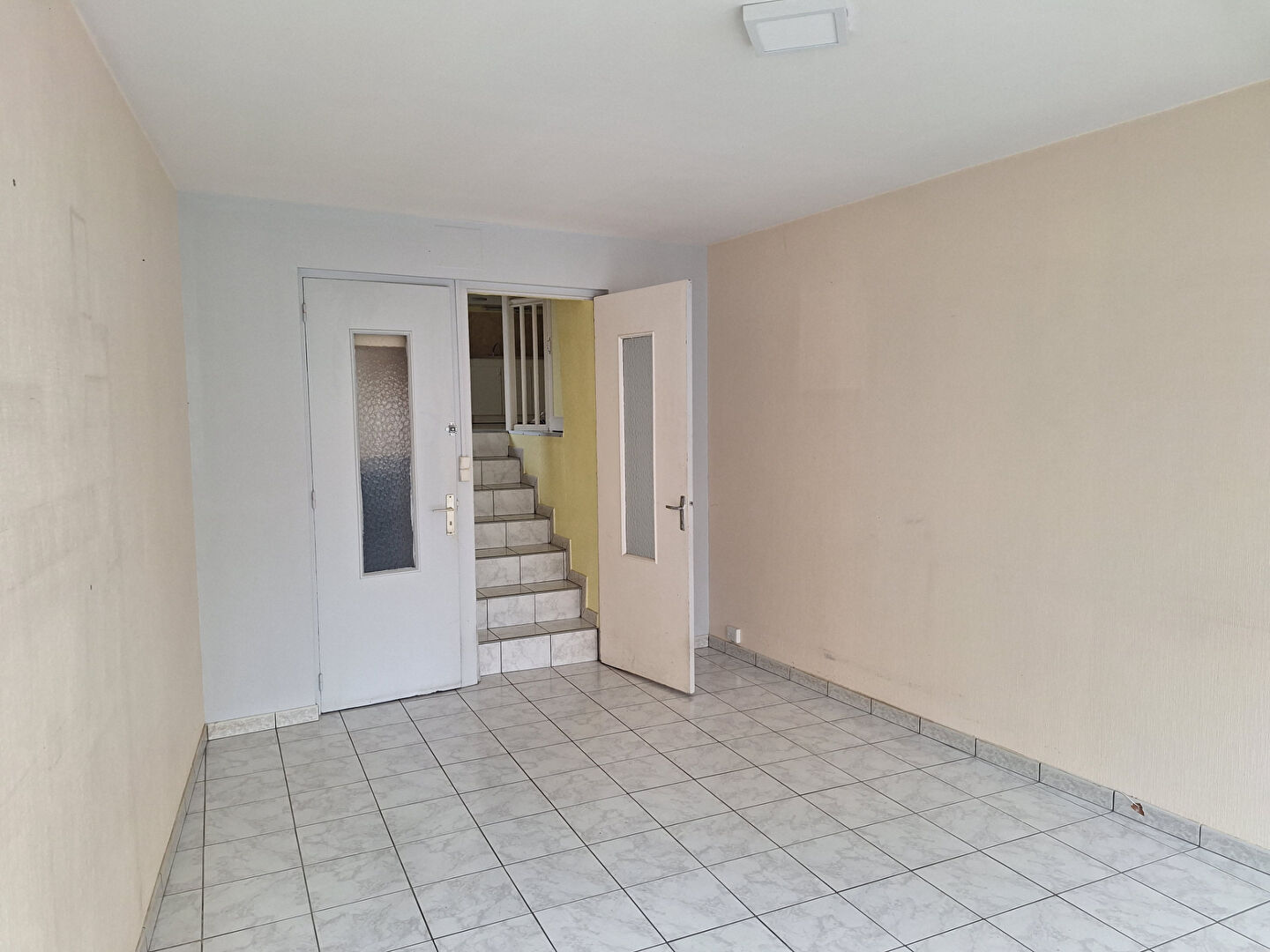 Photo A VENDRE APPARTEMENT T3 LAVAL image 2/4