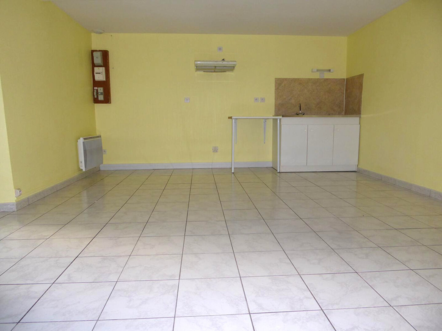 Photo A VENDRE APPARTEMENT T3 LAVAL image 4/4