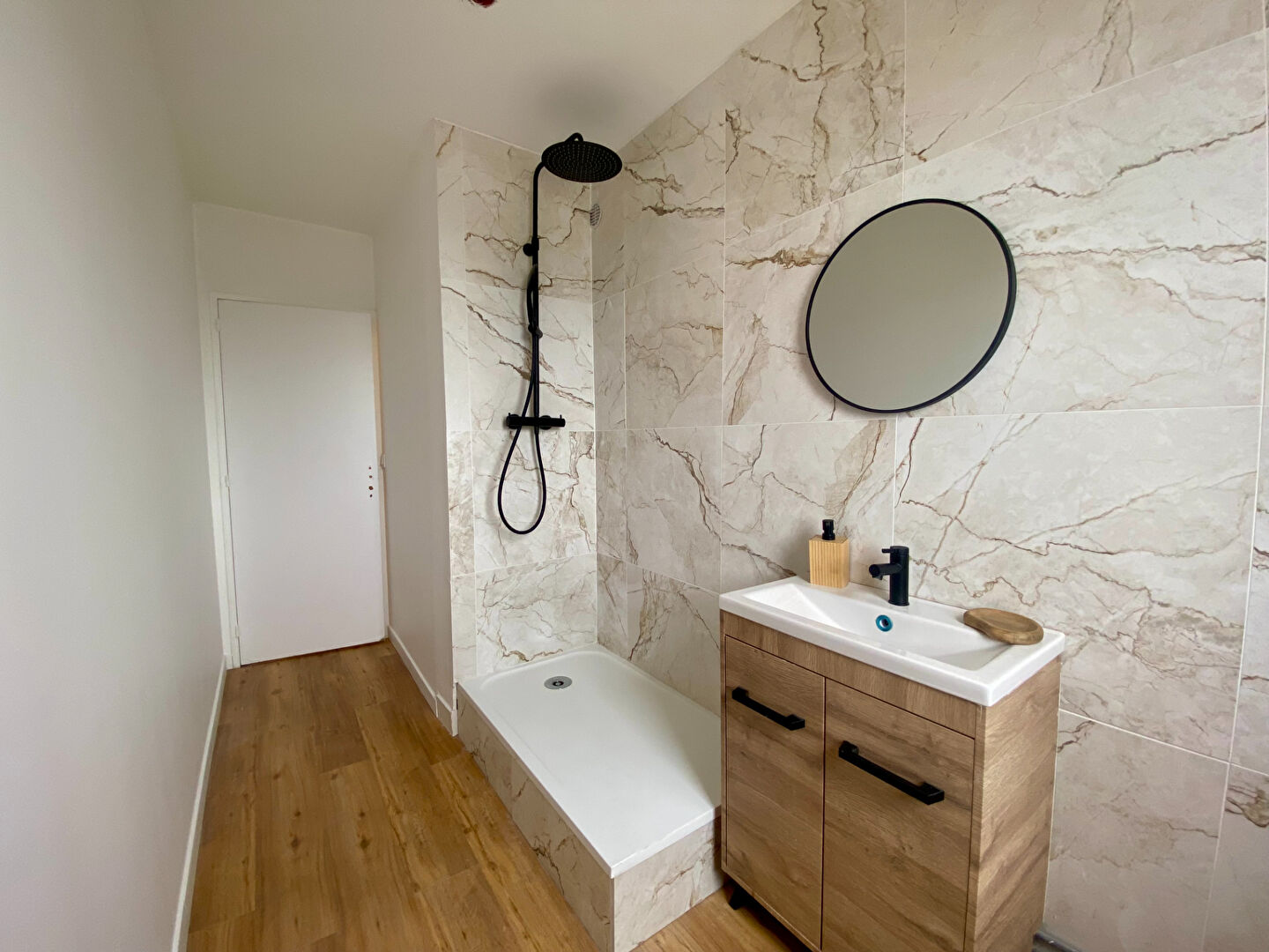 Photo Appartement Laval 4 pièce(s) 66 m2 image 5/6