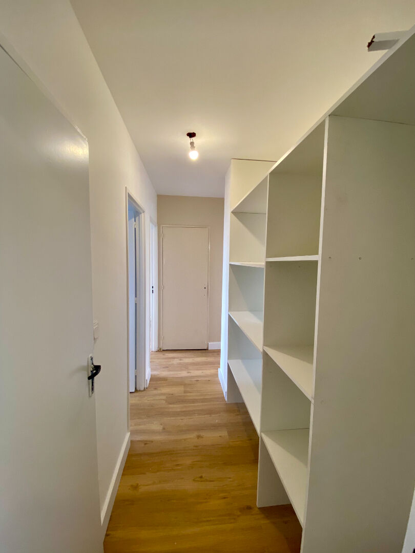 Photo Appartement Laval 4 pièce(s) 66 m2 image 6/6