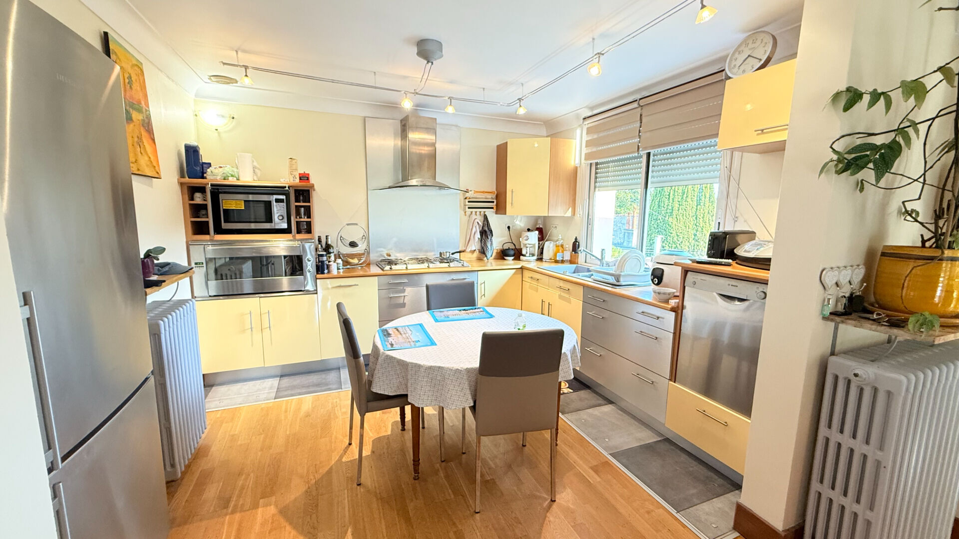 Photo Maison Laval 8 pièce(s) 130 m2 image 4/6