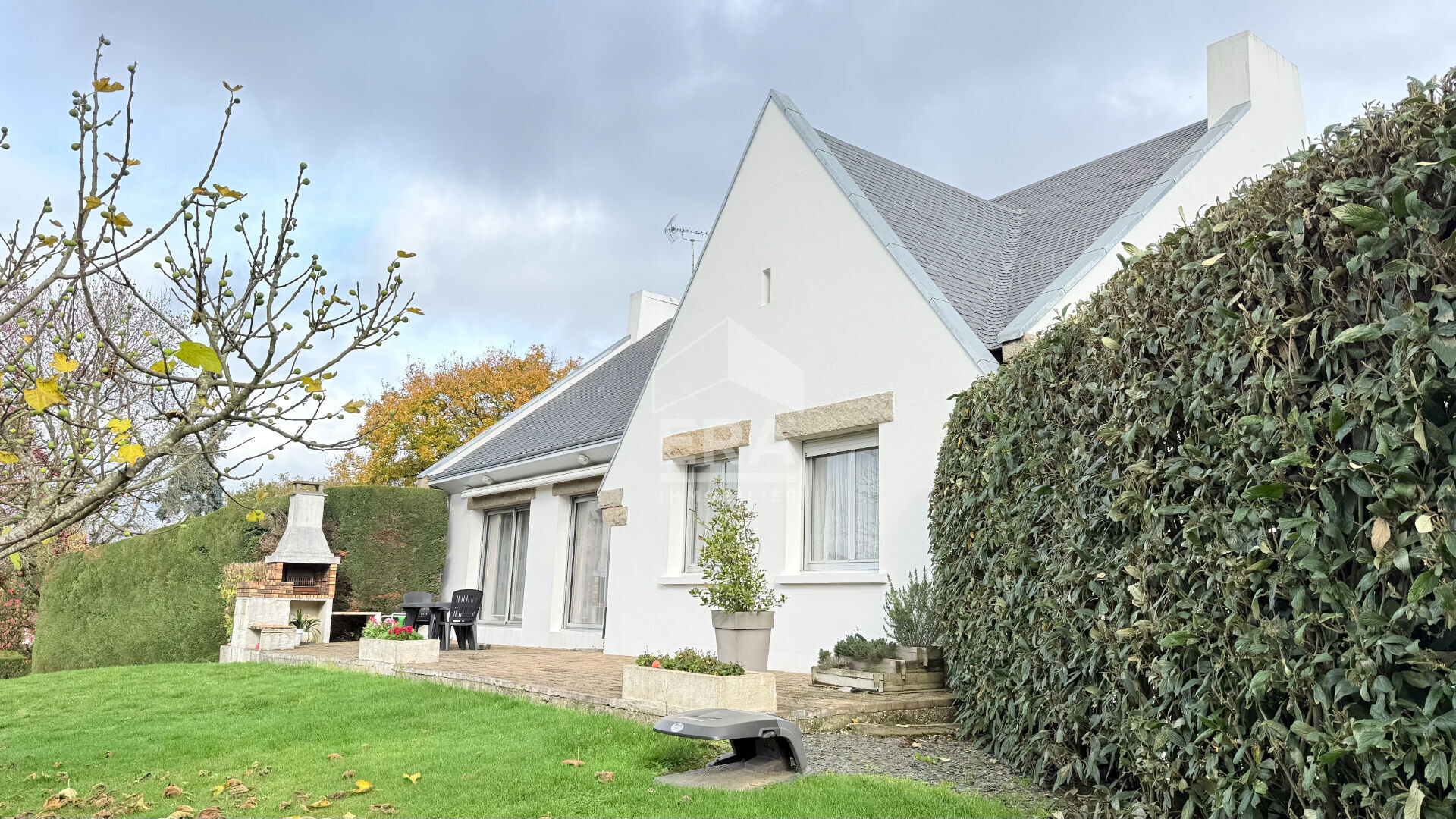 Photo Maison Saint BERTHEVIN 8 pièce(s) 170 m2 image 2/6