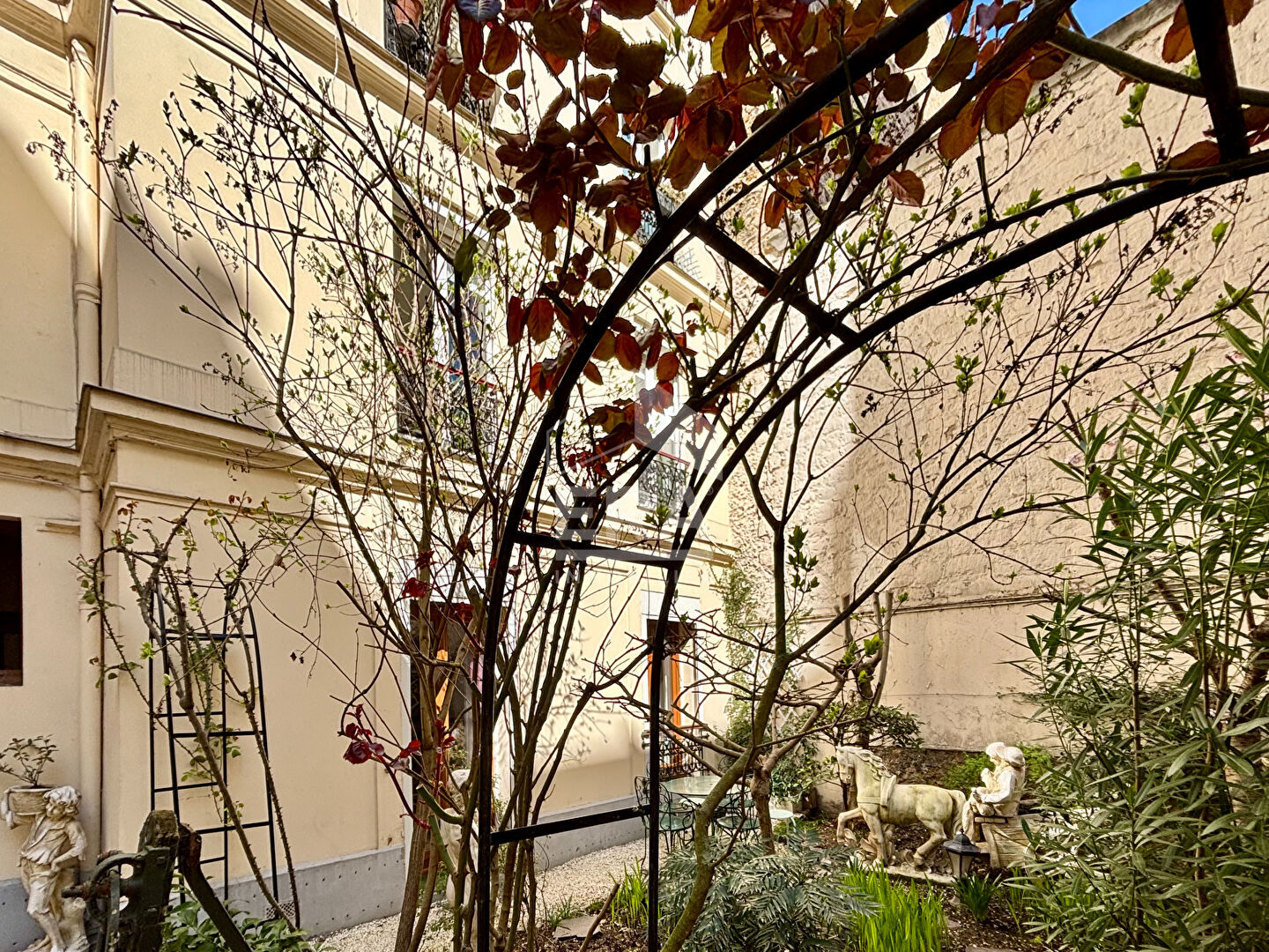 Appartement Levallois Perret 2 pièce(s) 35.3 m2