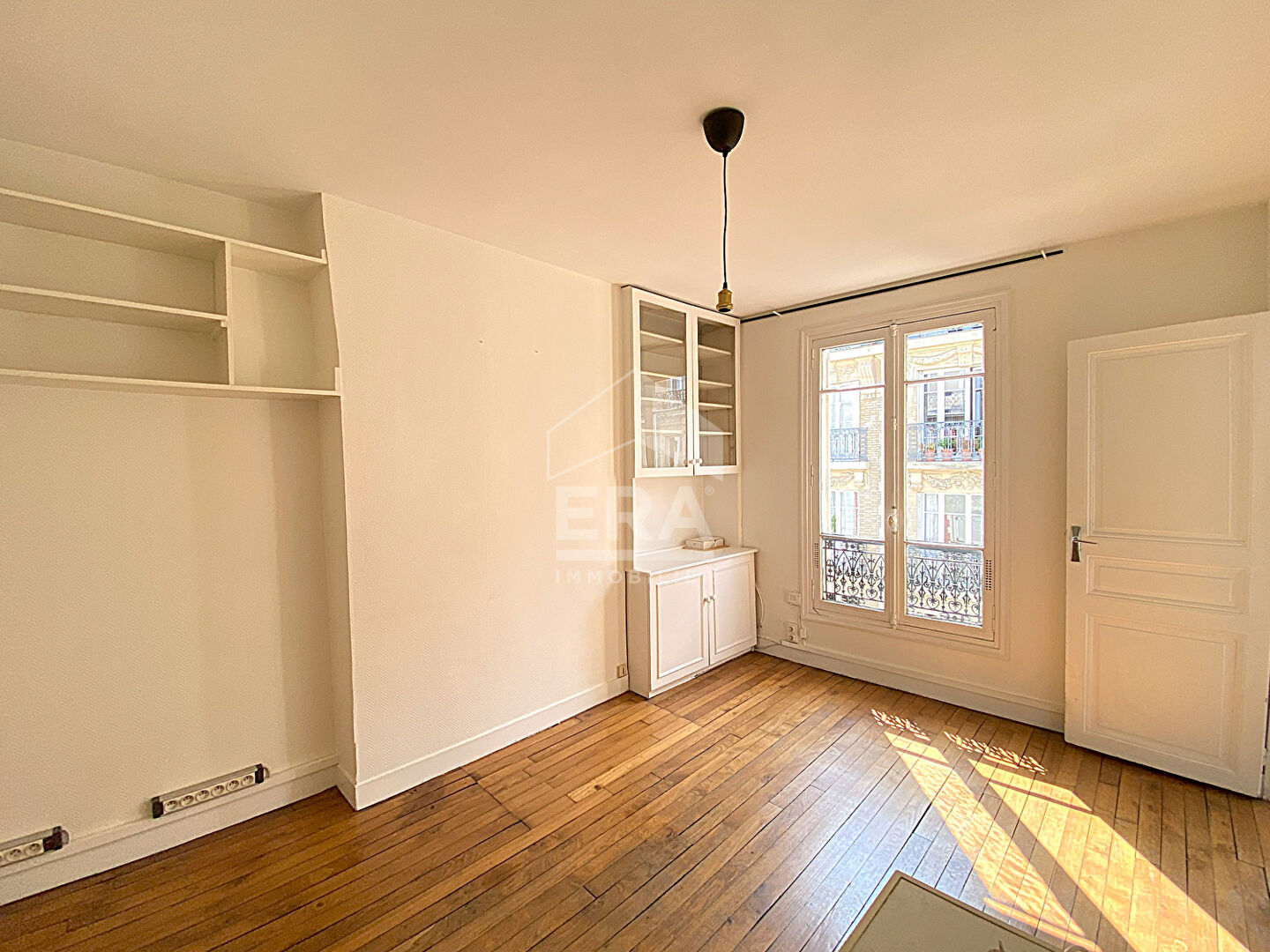 Appartement Levallois Perret 2 pièce(s) 41.8 m2 - MAIRIE DE LEVALLOIS