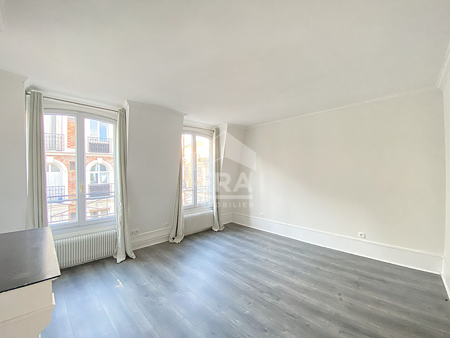Appartement Levallois Perret 2 pièce(s) 35 m2 Dernier étage