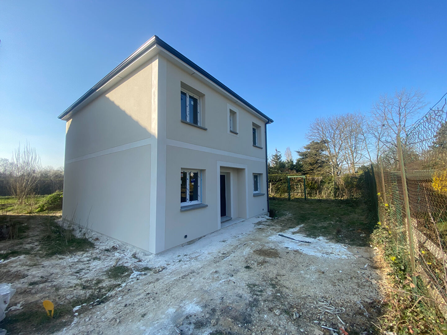 MAISON NEUVE A VENDRE A PLAISIR