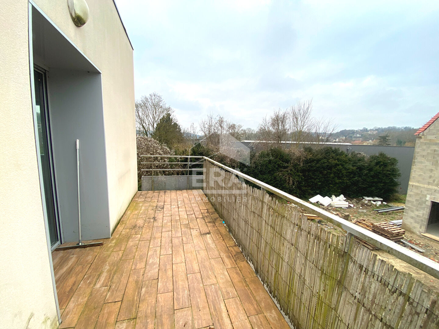 STUDIO A VENDRE A MAULE