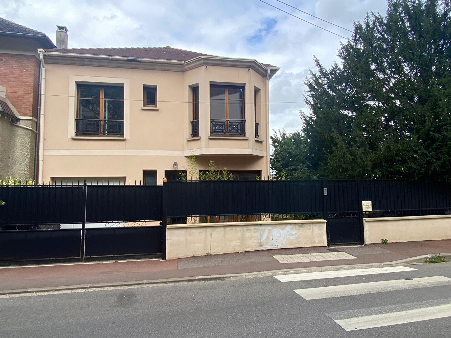 À LOUER ? Belle maison familiale à Viroflay Rive Gauche (130 m² ? 6 pièces)