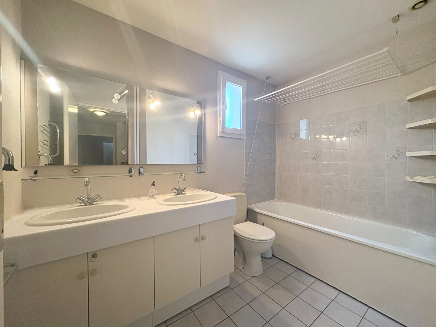 Photo Maison Plaisir 7 pièce(s) 118 m2 image 5/6