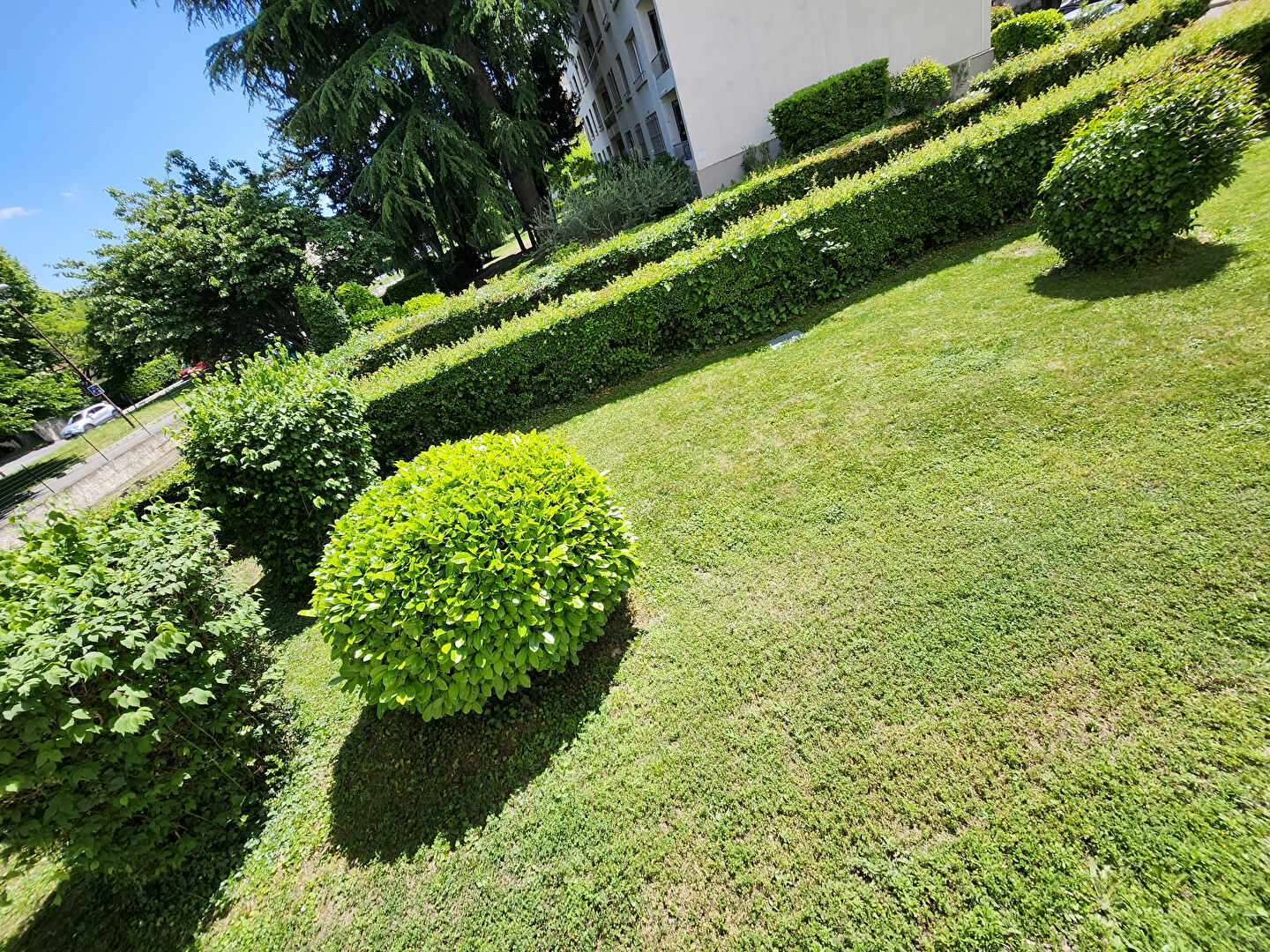 EXCLUSIVITÉ AVIGNON - APPARTEMENT A VENDRE DE 69 M² ET BALCONS DE 6 M² - T3/4 de 2/3 CHAMBRES -  parking privé