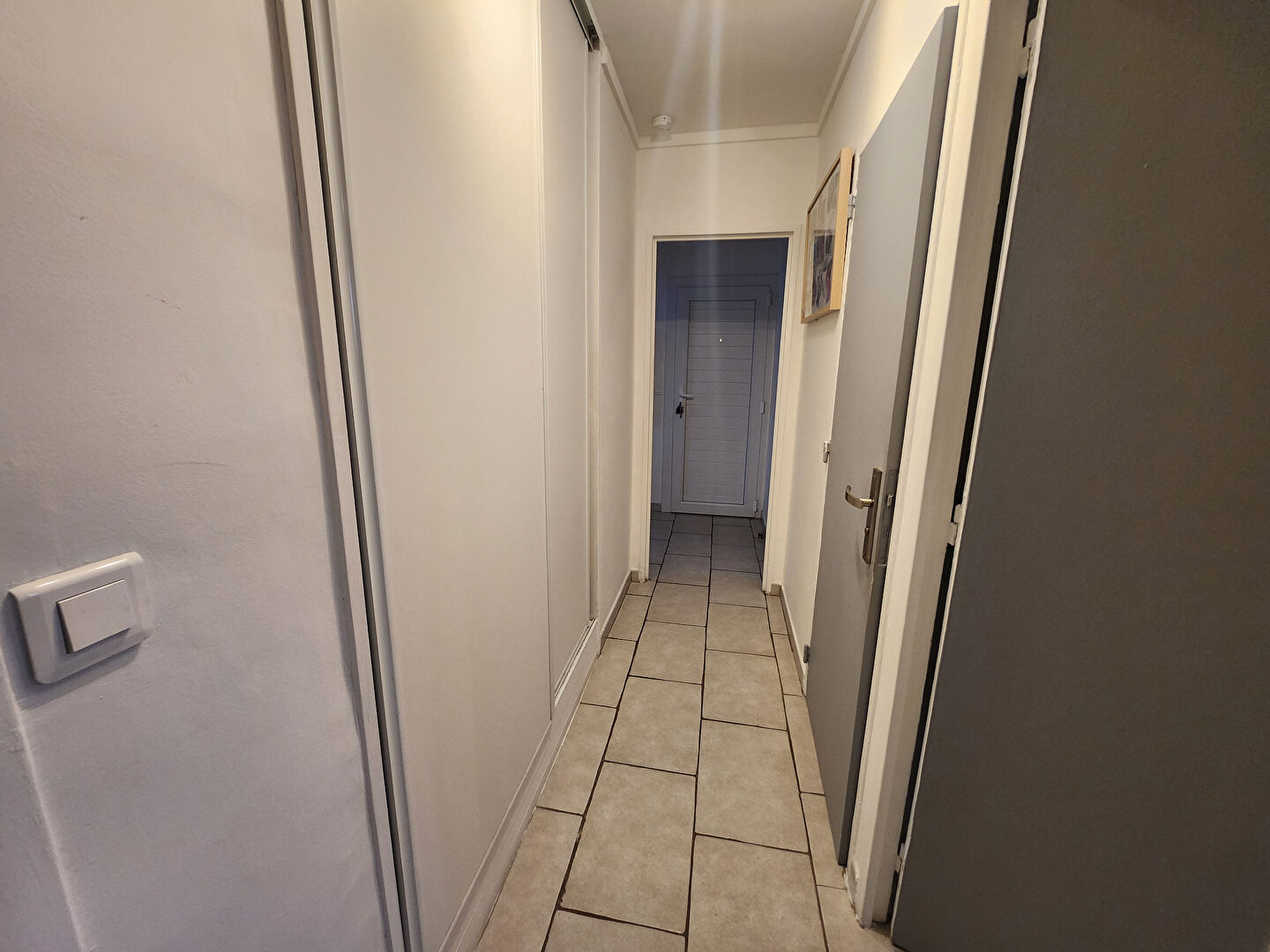 Photo EXCLUSIVITÉ AVIGNON - APPARTEMENT A VENDRE DE 69 M² ET BALCONS DE 6 M² - T3/4 de 2/3 CHAMBRES -  parking privé image 5/6