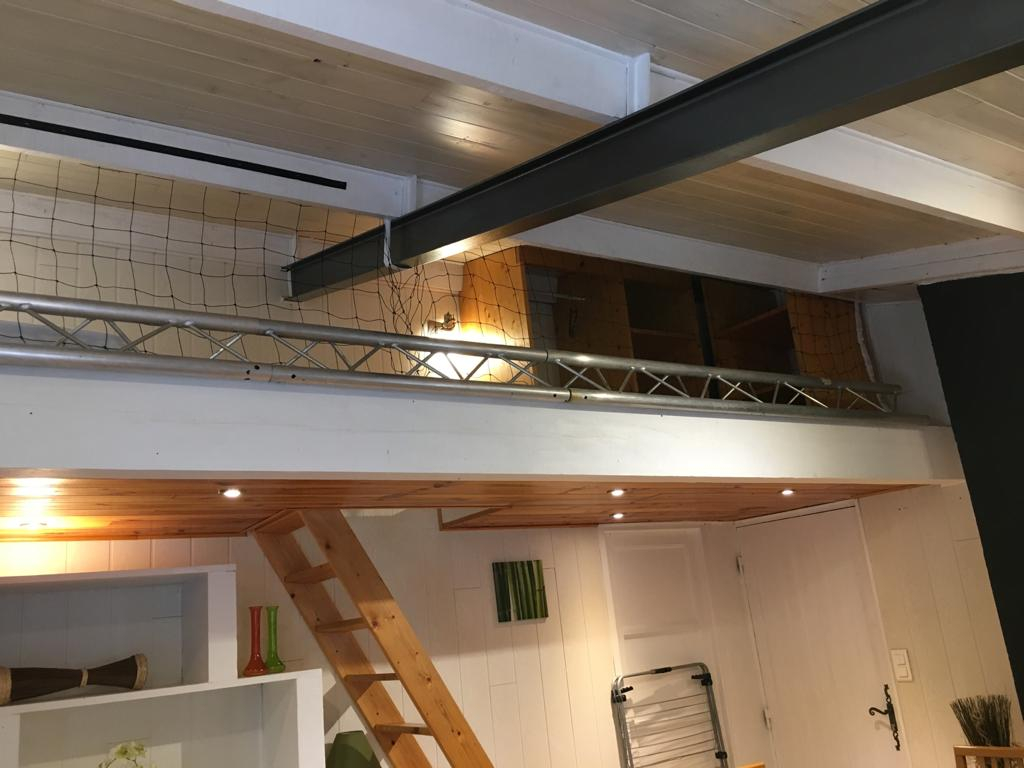 Photo CARPENTRAS - A 18 MINUTES D'AVIGNON  - STUDIO A LOUER A 520 - QUARTIER RESIDENTIEL image 5/6