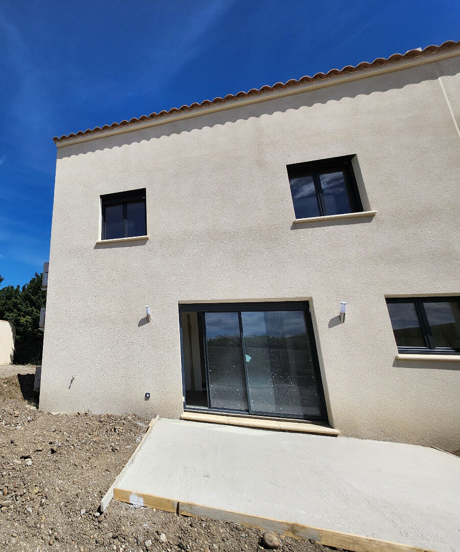Photo EXCLUSIVITE A MORIERES VEDENE - GRAND AVIGNON - MAISON A VENDRE DE 94 M² DE SURFACE HABITABLE AVEC TERRAIN DE 95 M² image 1/6