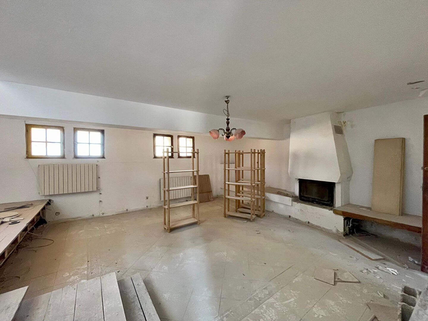 Photo VENASQUE-PERNES LES FONTAINES-SAINT DIDER-MONT VENTOUX- MAISON DE VILLAGE A VENDRE image 6/6