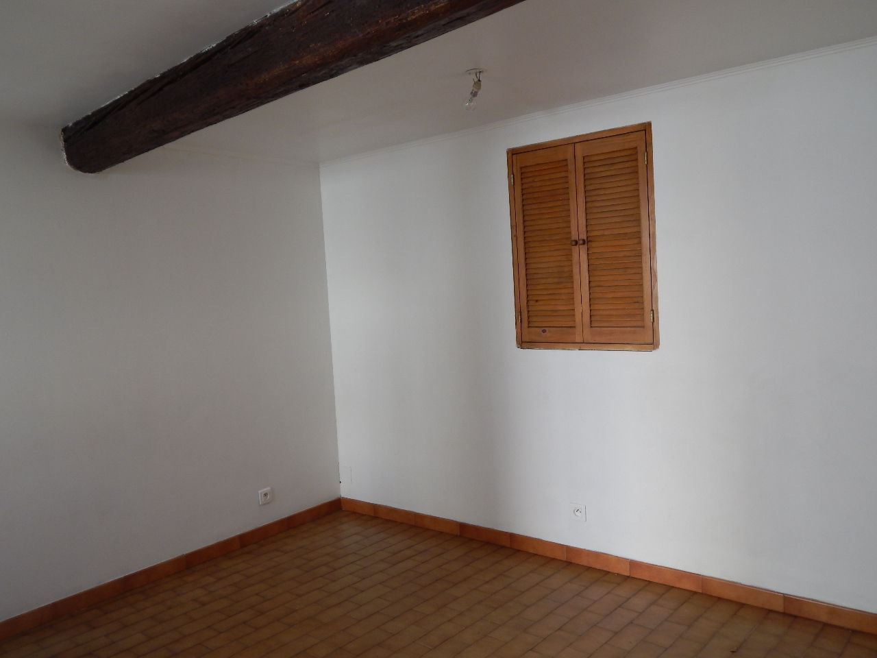 Photo SAINT SATURNIN LES AVIGNON - IMMEUBLE A VENDRE 3 APPARTEMENTS LOUES 1255/MOIS image 5/6
