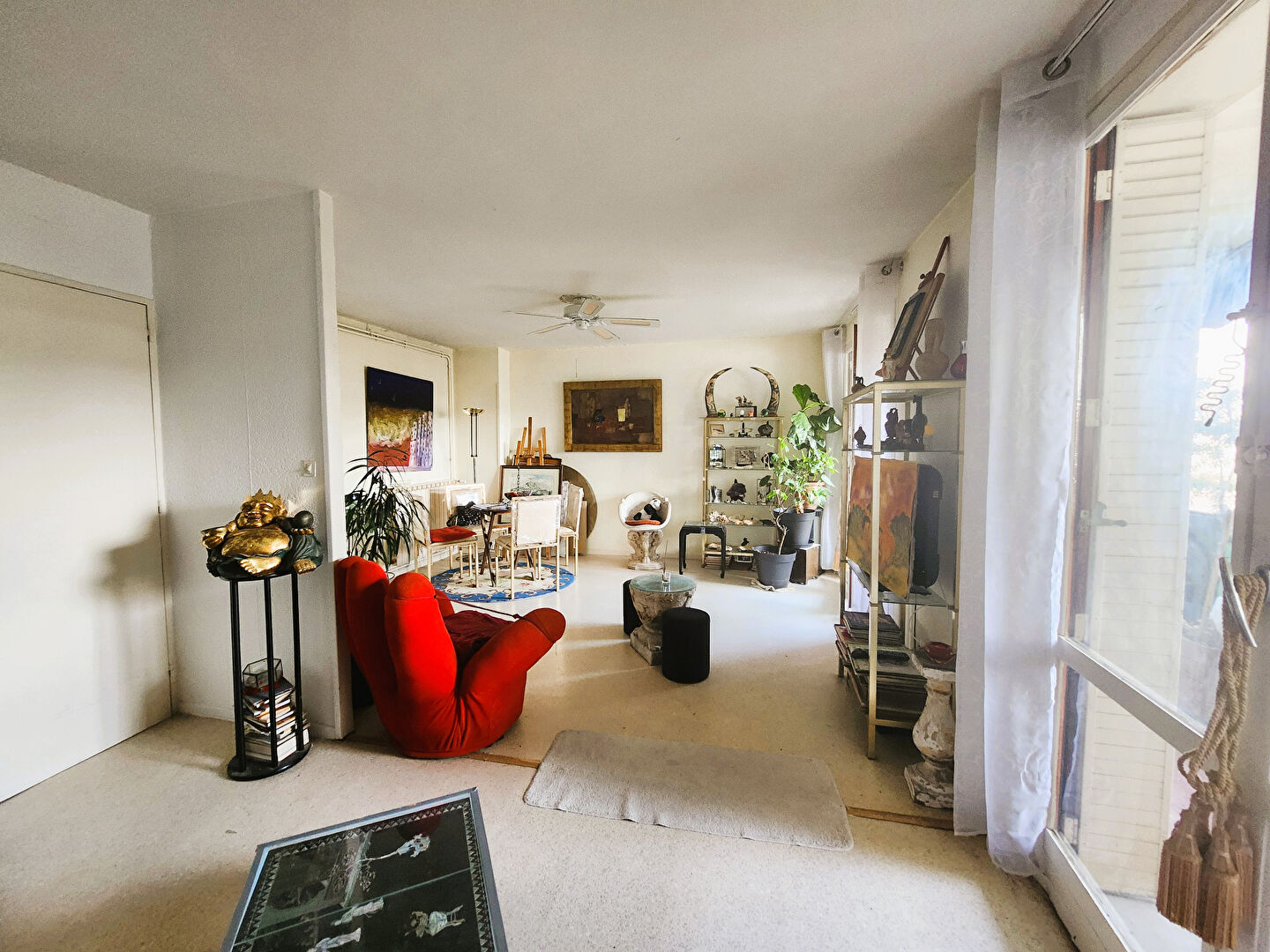 Photo AVIGNON - APPARTEMENT A VENDRE DE TYPE 4 de 71 m² 3 CHAMBRES - AVEC BALCON - CAVE - PORTAIL ELECTRIQUE image 3/6