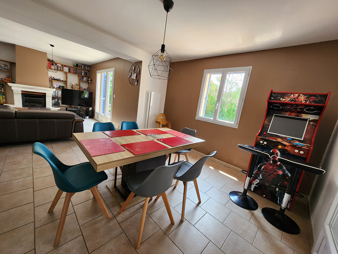 Photo VEDENE - AVIGNON - MAISON A VENDRE DE 170 M² SURFACE HABITABLE SUR UN TERRAIN DE 1000M² AVEC GARAGE PARKING ET ANNEXE image 4/6