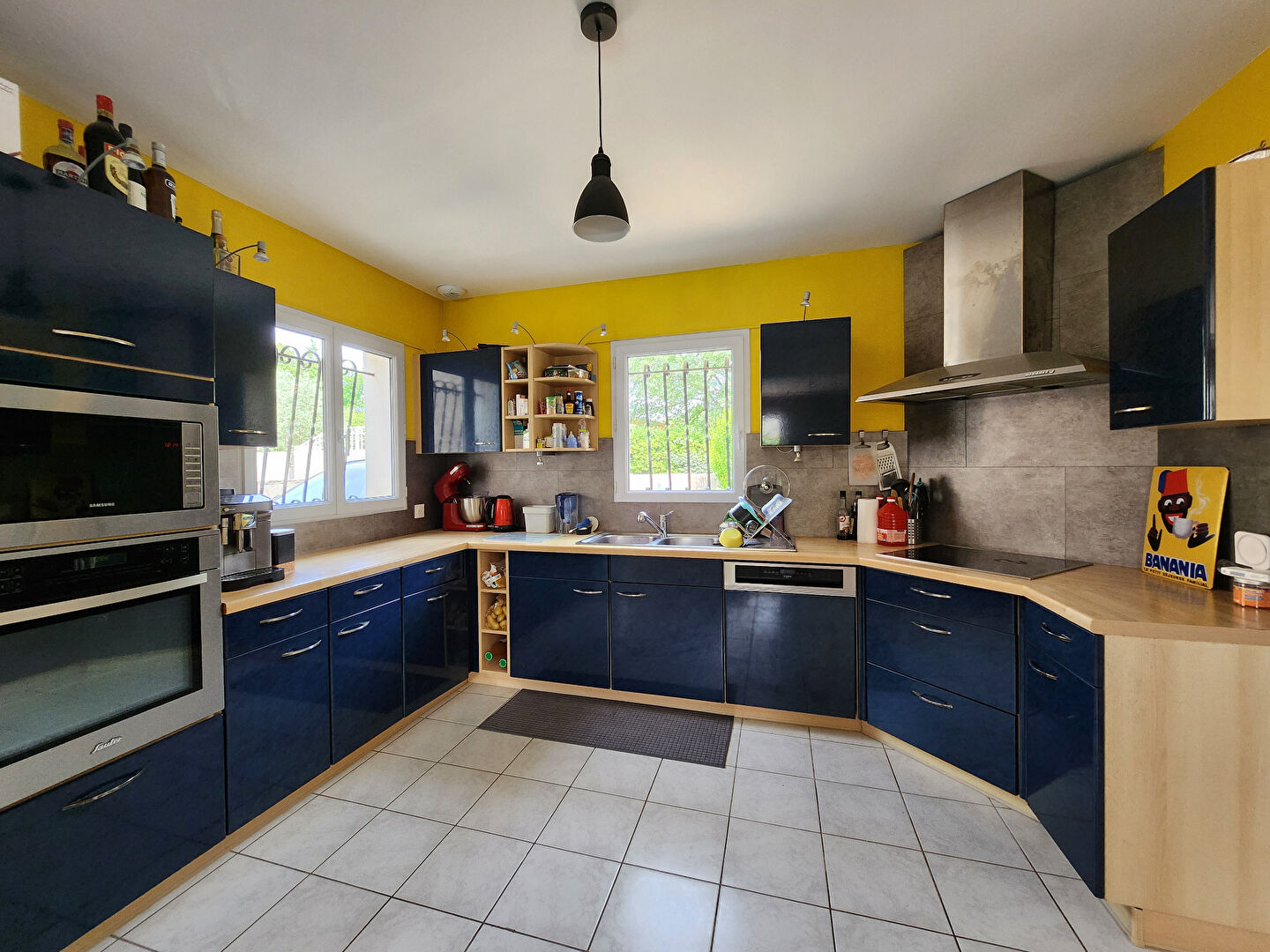 Photo VEDENE - AVIGNON - MAISON A VENDRE DE 170 M² SURFACE HABITABLE SUR UN TERRAIN DE 1000M² AVEC GARAGE PARKING ET ANNEXE image 5/6