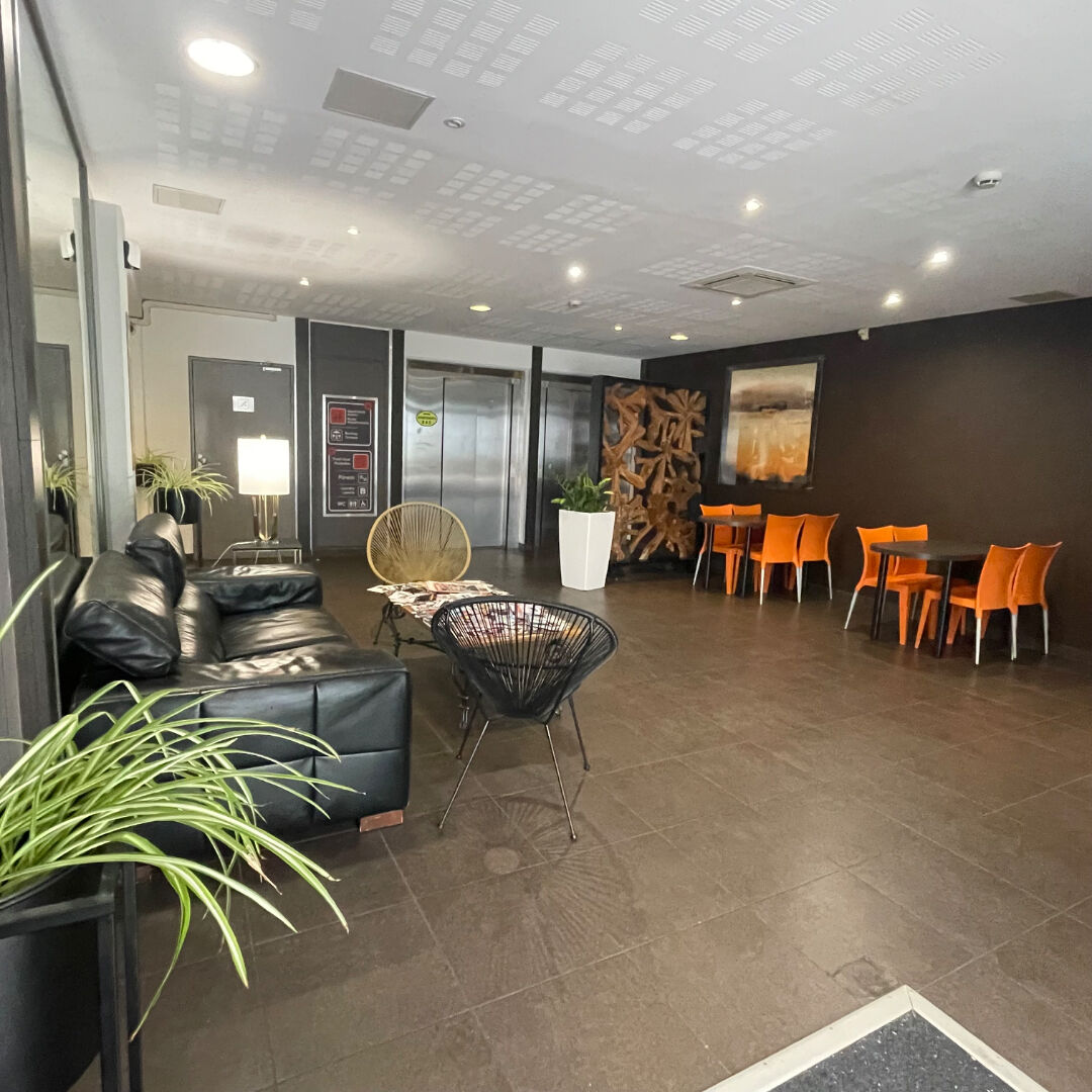 EXCLUSIVITE AVIGNON - STUDIO EN RESIDENCE ETUDIANTE AVEC SERVICES ET LOCATION SAISONNIERE EN ETE