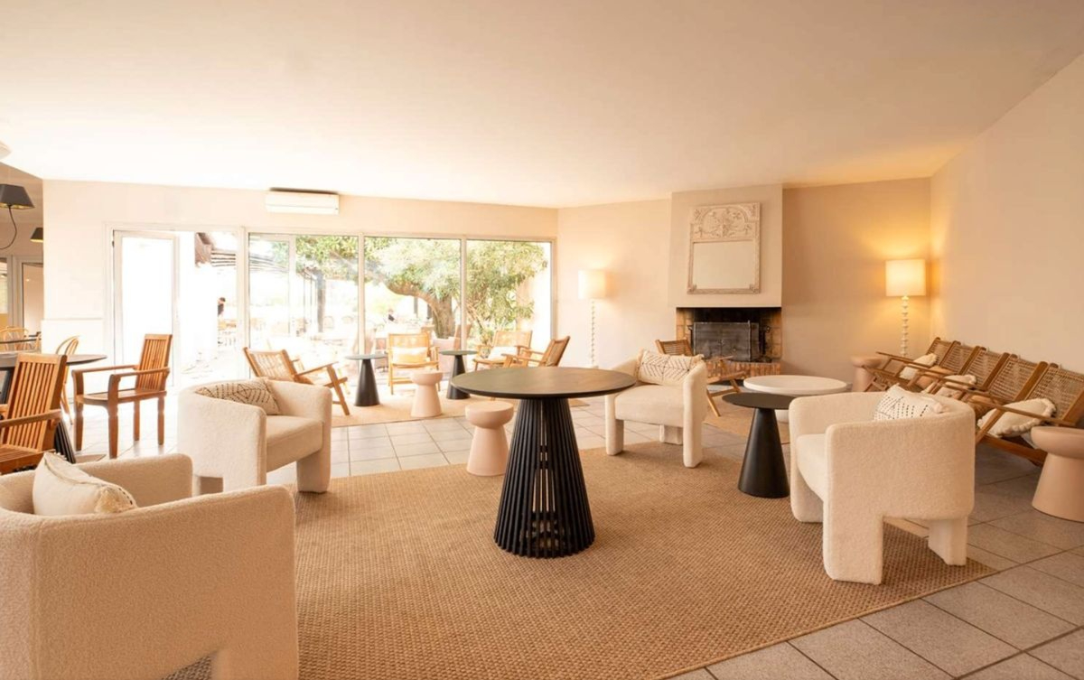 Photo AVIGNON - INVESTISSEURS : CHAMBRE D'HOTEL EN GESTION TOTALE - RENTABILITE 5.2% image 2/3