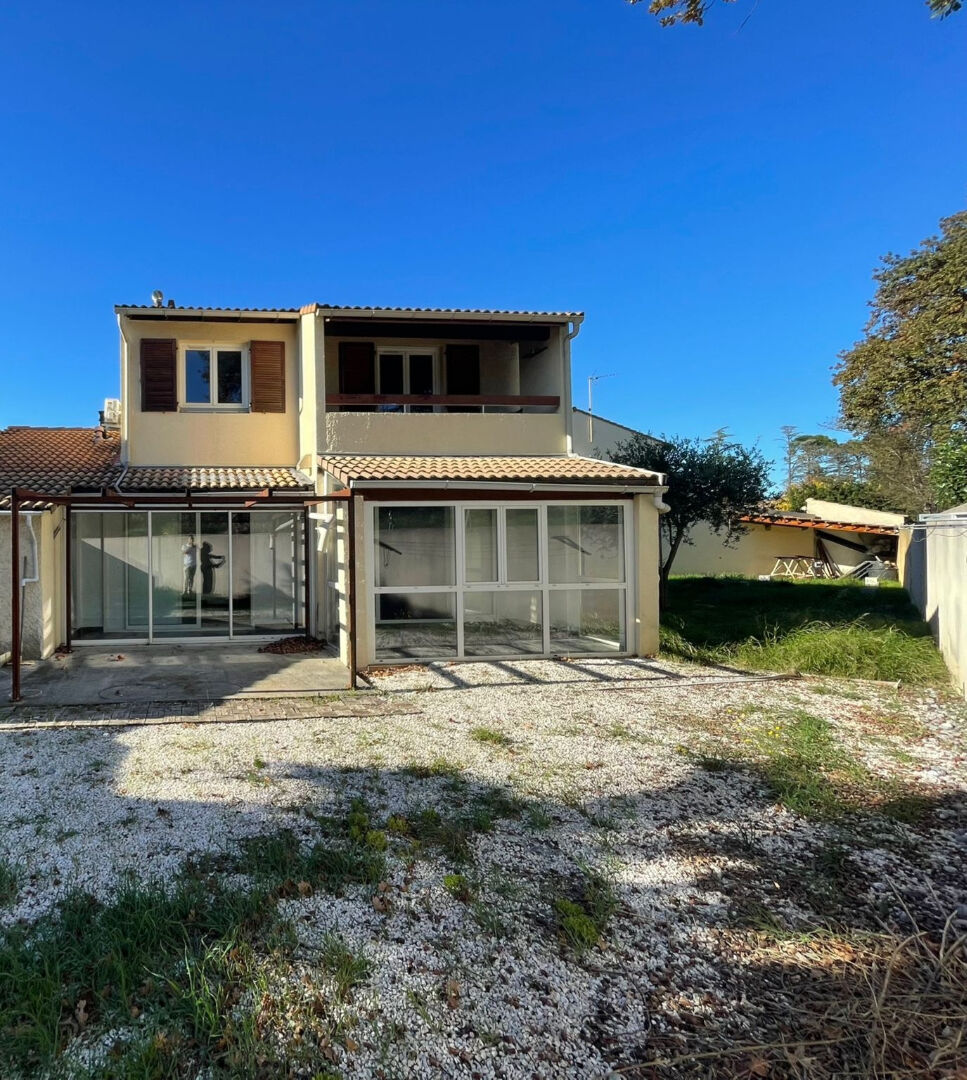 Photo EXCLUSIVITE AVIGNON LE PONTET - MAISON A VENDRE DE 102 M² HAB SUR UN TERRAIN DE 360 M² AVEC GARAGE image 1/6