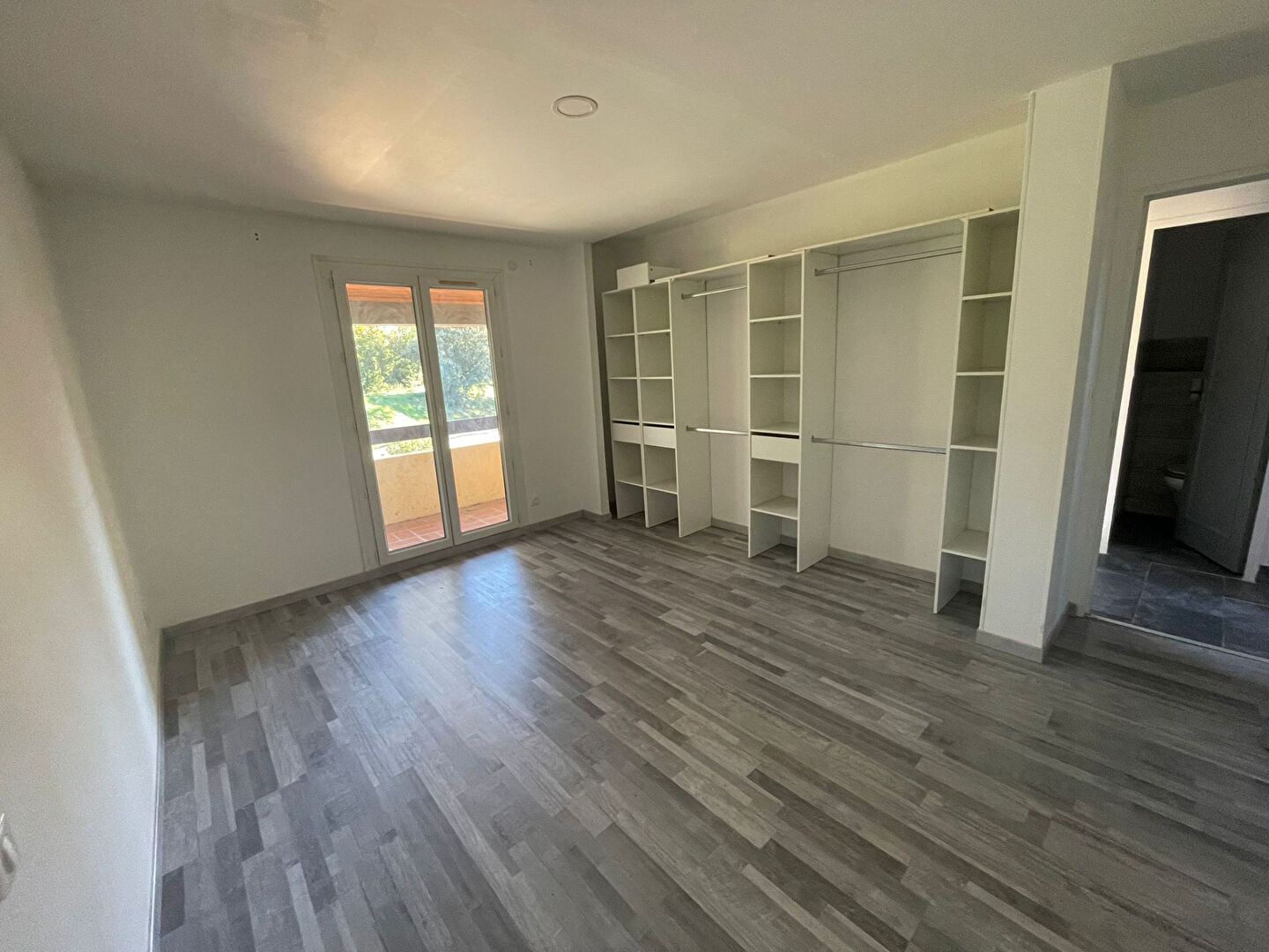 Photo EXCLUSIVITE AVIGNON LE PONTET - MAISON A VENDRE DE 102 M² HAB SUR UN TERRAIN DE 360 M² AVEC GARAGE image 6/6