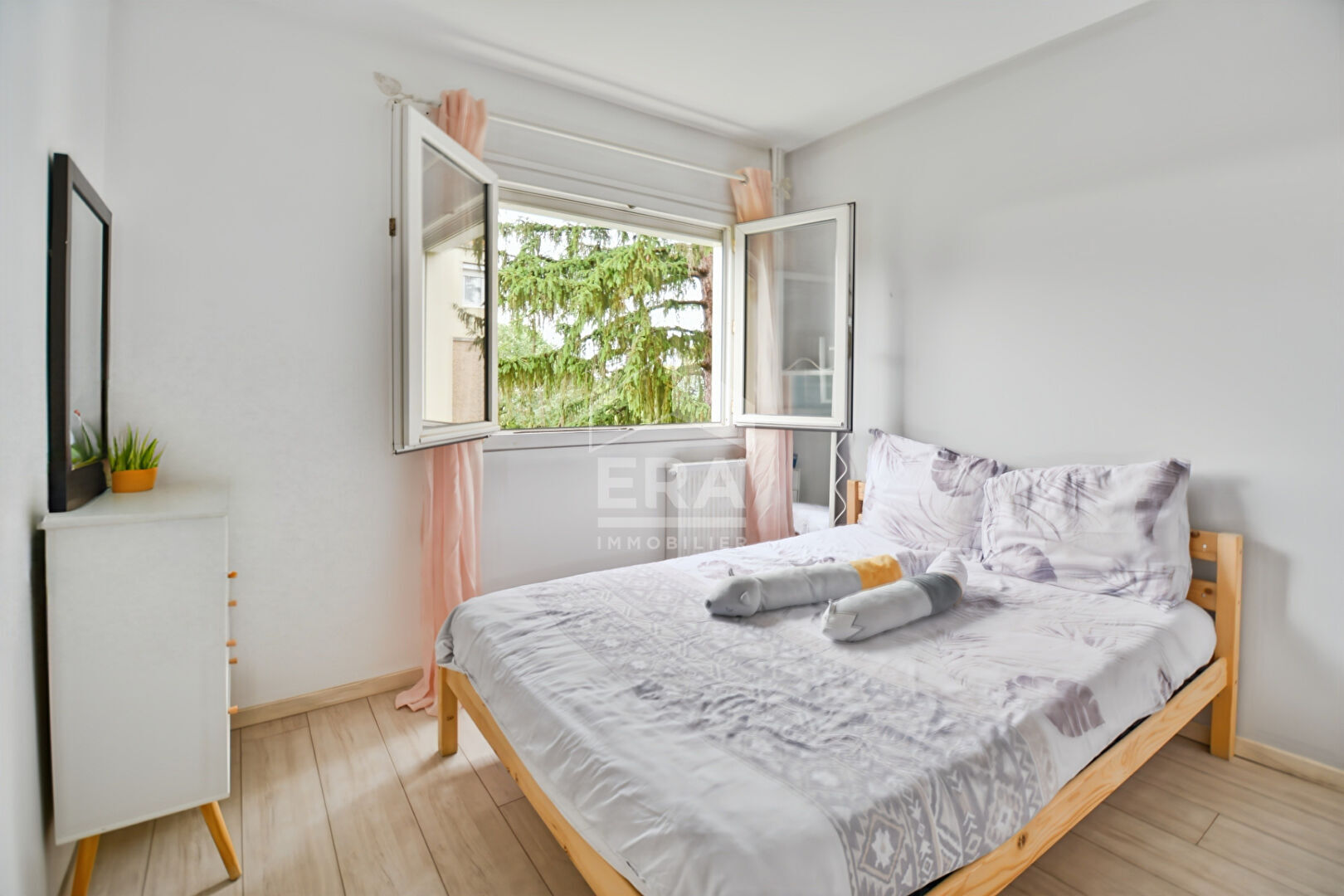 Photo Appartement Villeurbanne 4 pièce(s) 75 m2 image 2/6