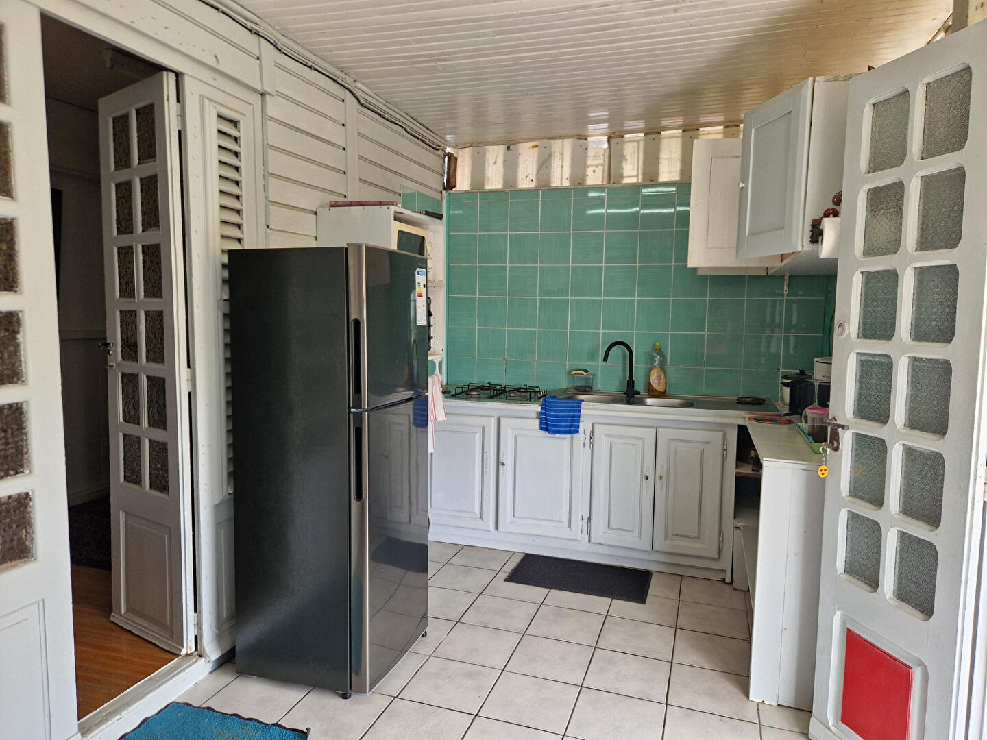 Photo 4 bungalows Le Lamentin 7 pièce(s) 206 m2 image 4/6