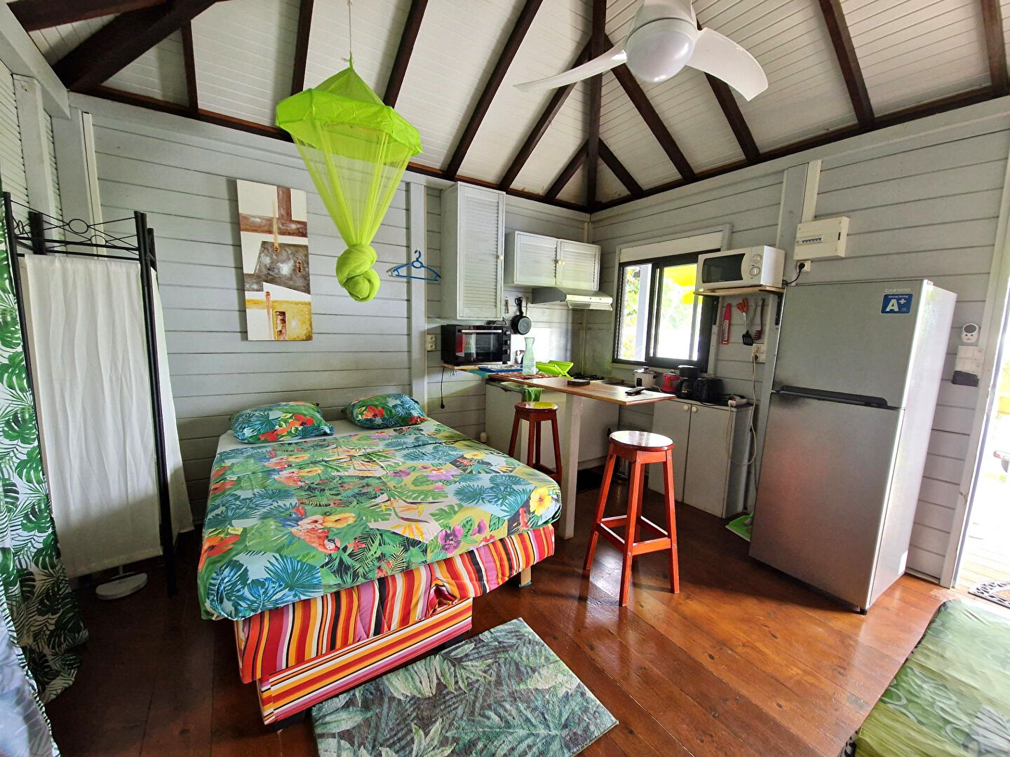 Photo 4 bungalows Le Lamentin 7 pièce(s) 206 m2 image 5/6