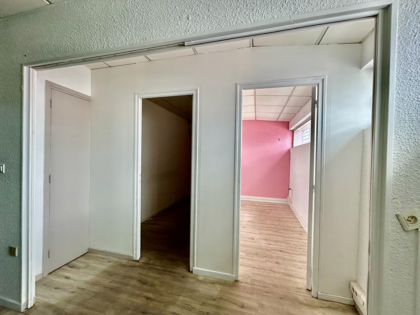 Photo BUREAU DE 37.63 M² image 3/5