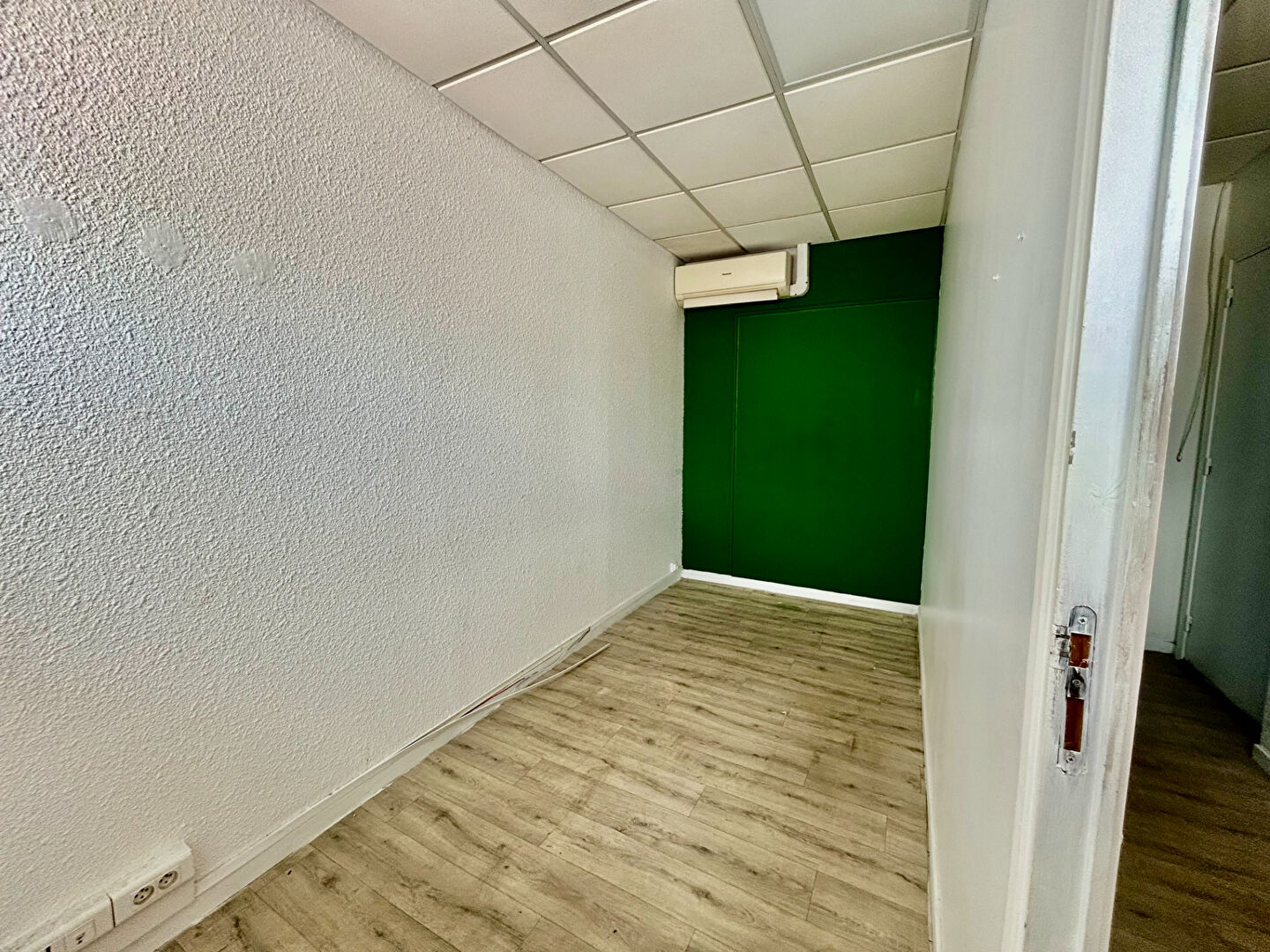 Photo BUREAU DE 37.63 M² image 4/5