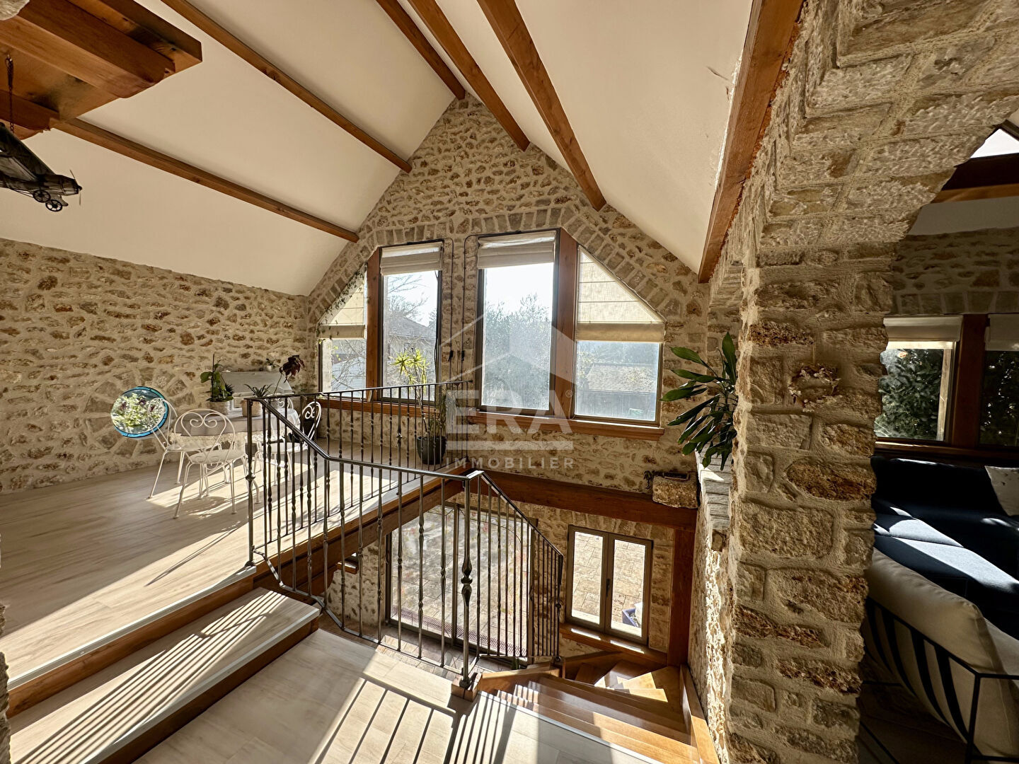 Photo Maison Ballancourt Sur Essonne 6 pièce(s) 223 m2 image 1/6