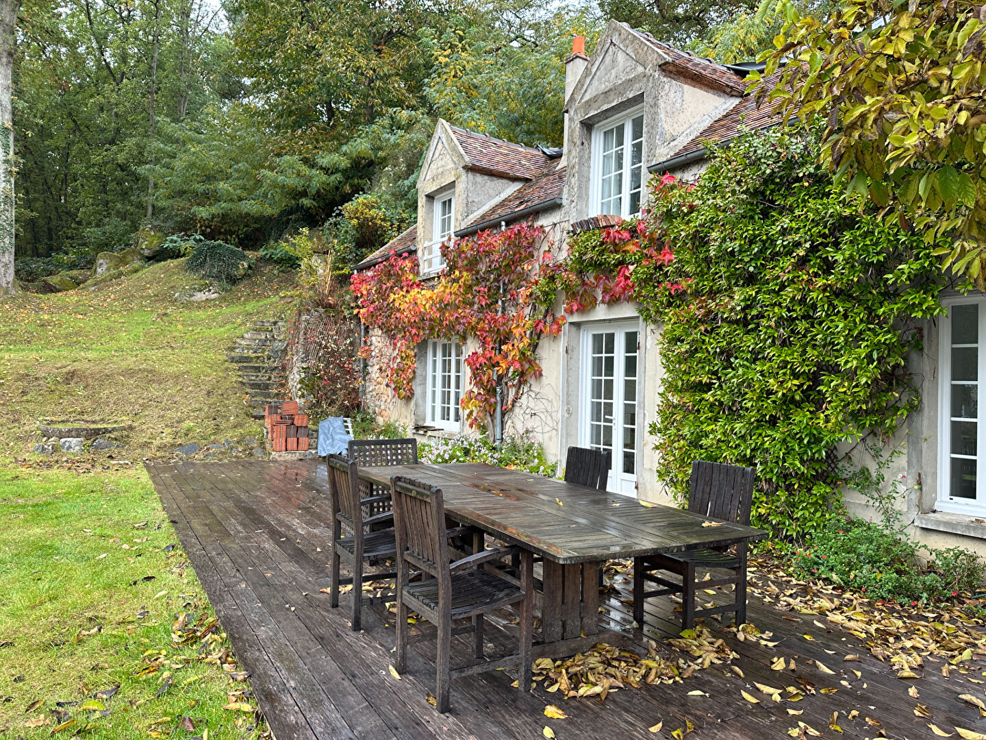 Maison Noisy Sur Ecole 8 pièce(s) 161 m2 - 2218m2 terrain + dépendance