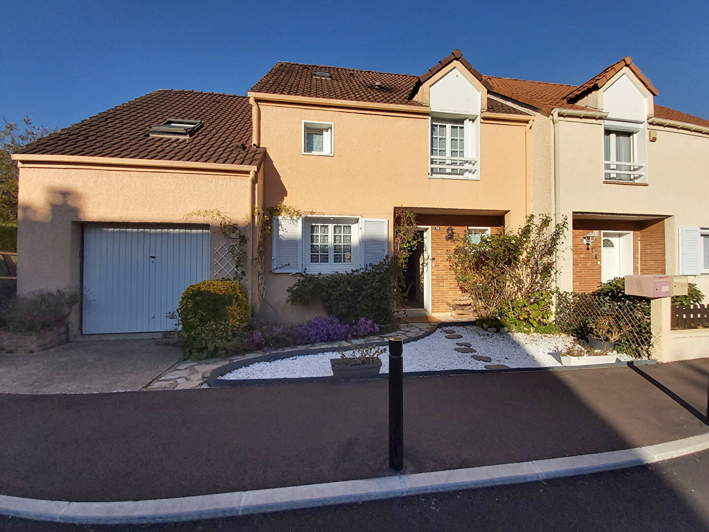 GUYANCOURT - LES GARENNES