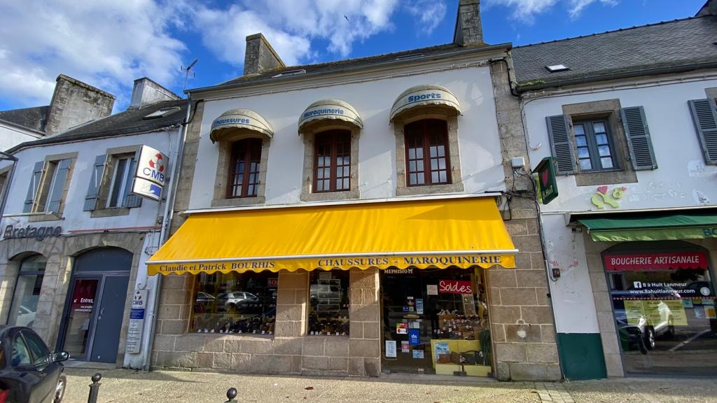 À vendre immeuble  et fonds de commerce Lanmeur