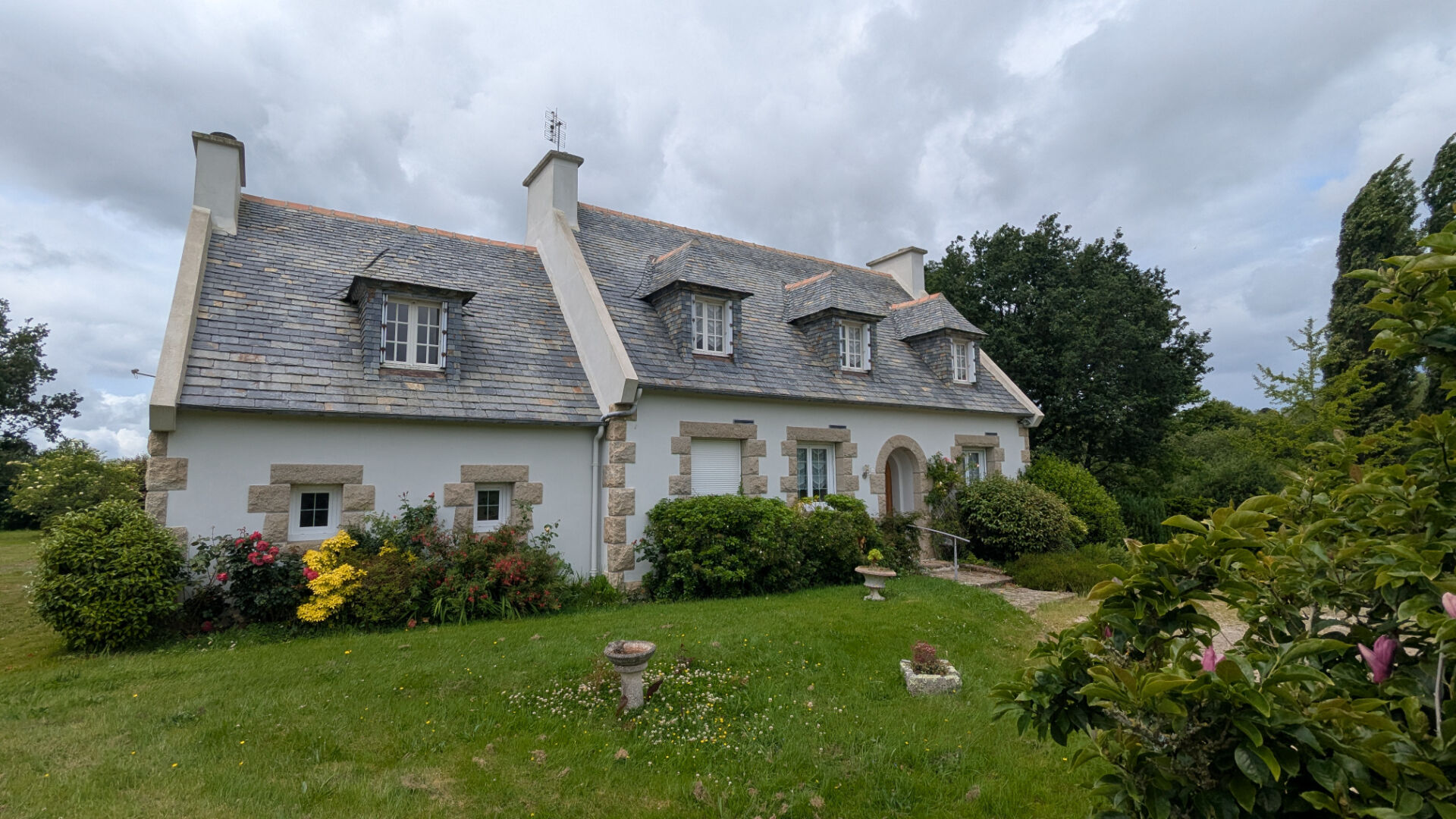 Photo Maison Plougonven 6 pièce(s) 143 m2 image 2/6