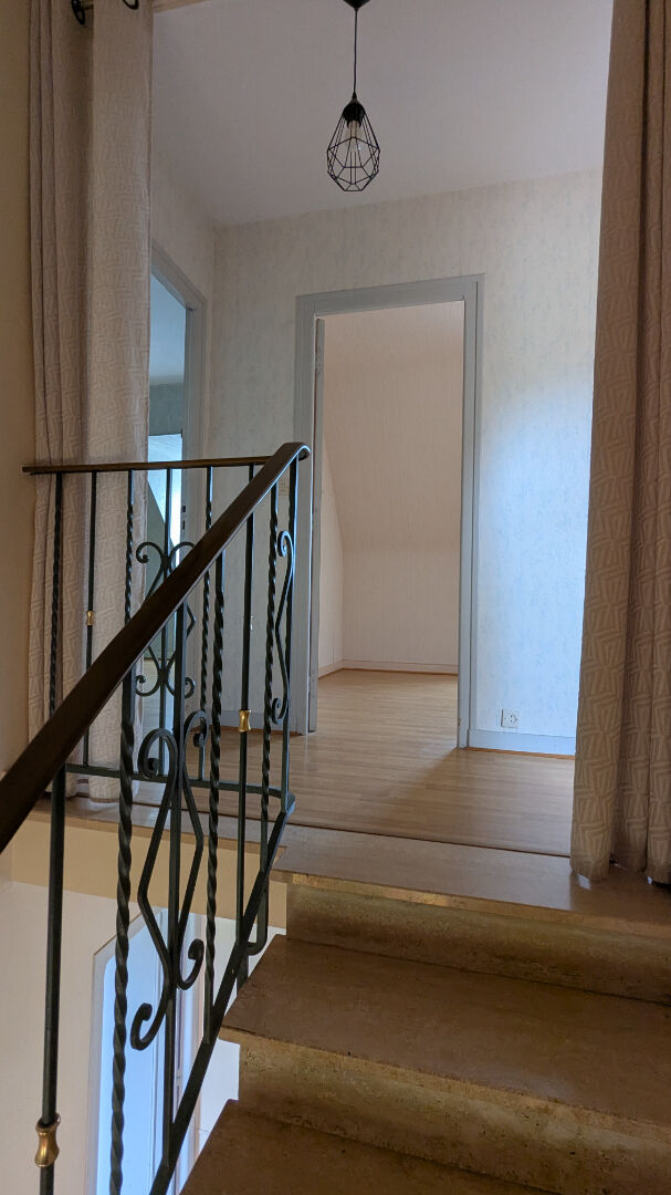 Photo Maison Plougonven 6 pièce(s) 143 m2 image 5/6