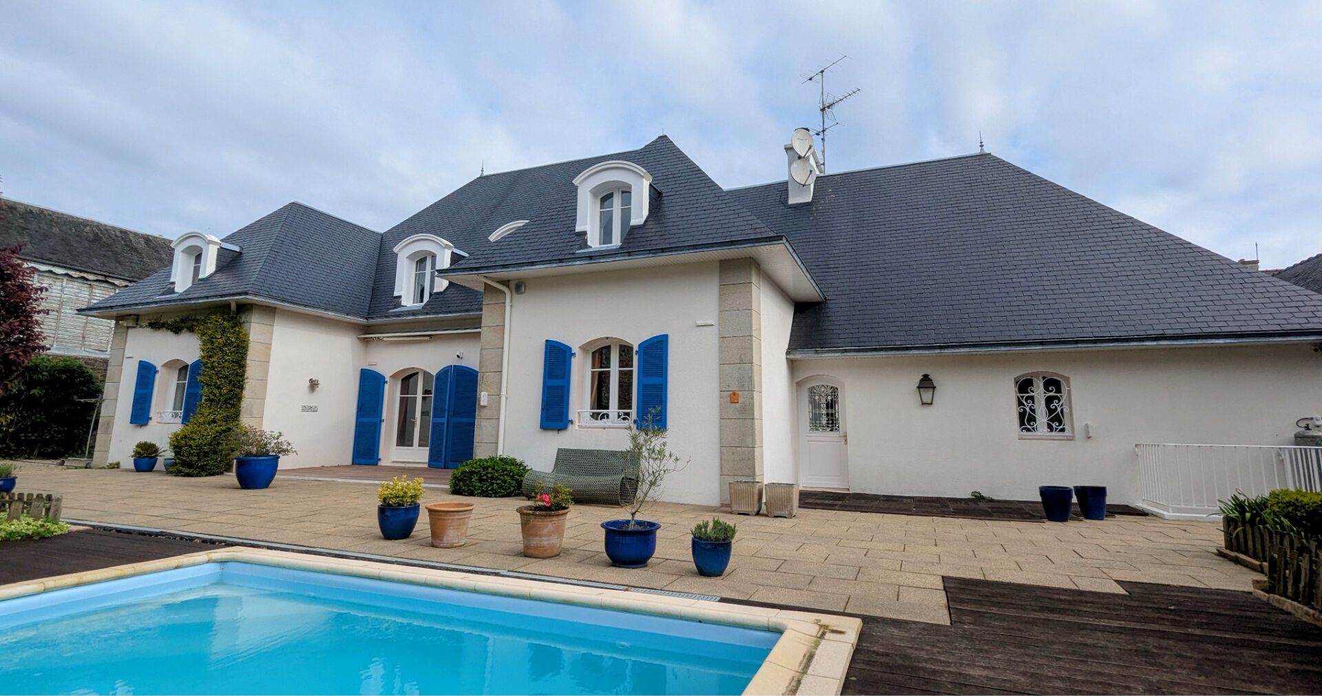 Aux portes de Landivisiau, égance, raffinement et situation idéale