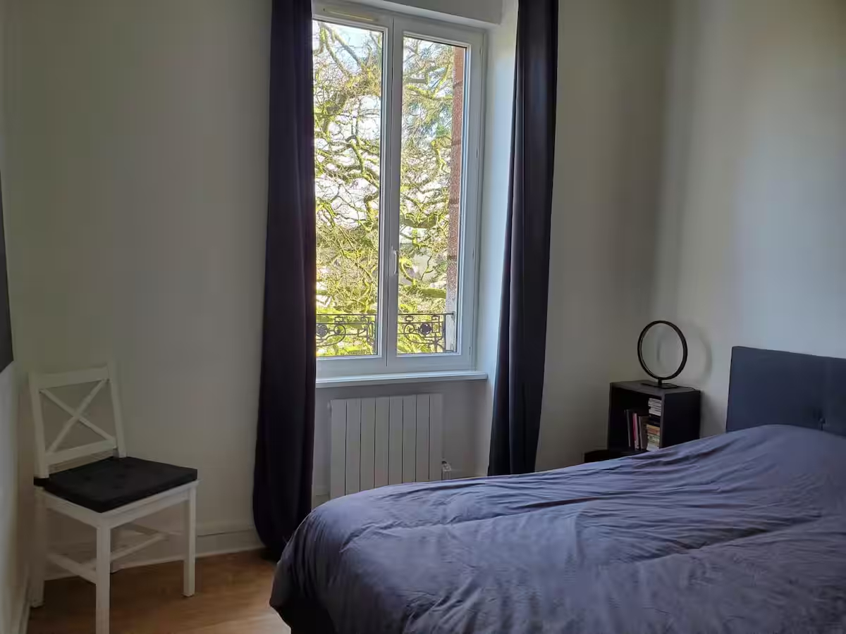 Photo Huelgoat : situation exceptionnelle et fort potentiel pour cet immeuble de 11 lots d'habitation + cave image 3/6