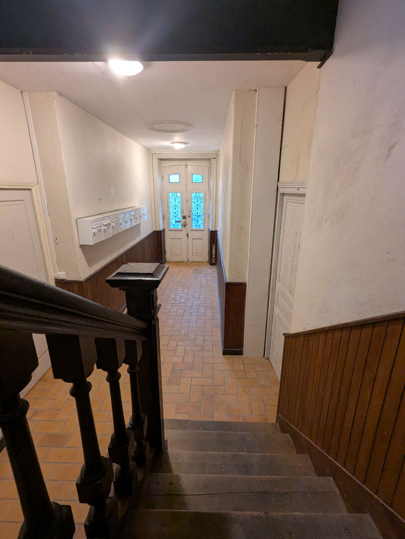 Photo Huelgoat : situation exceptionnelle et fort potentiel pour cet immeuble de 11 lots d'habitation + cave image 6/6