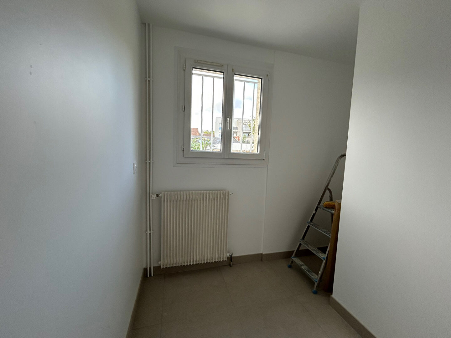 Photo Maison Location avec jardin et garage  Luisant 85M² image 6/6