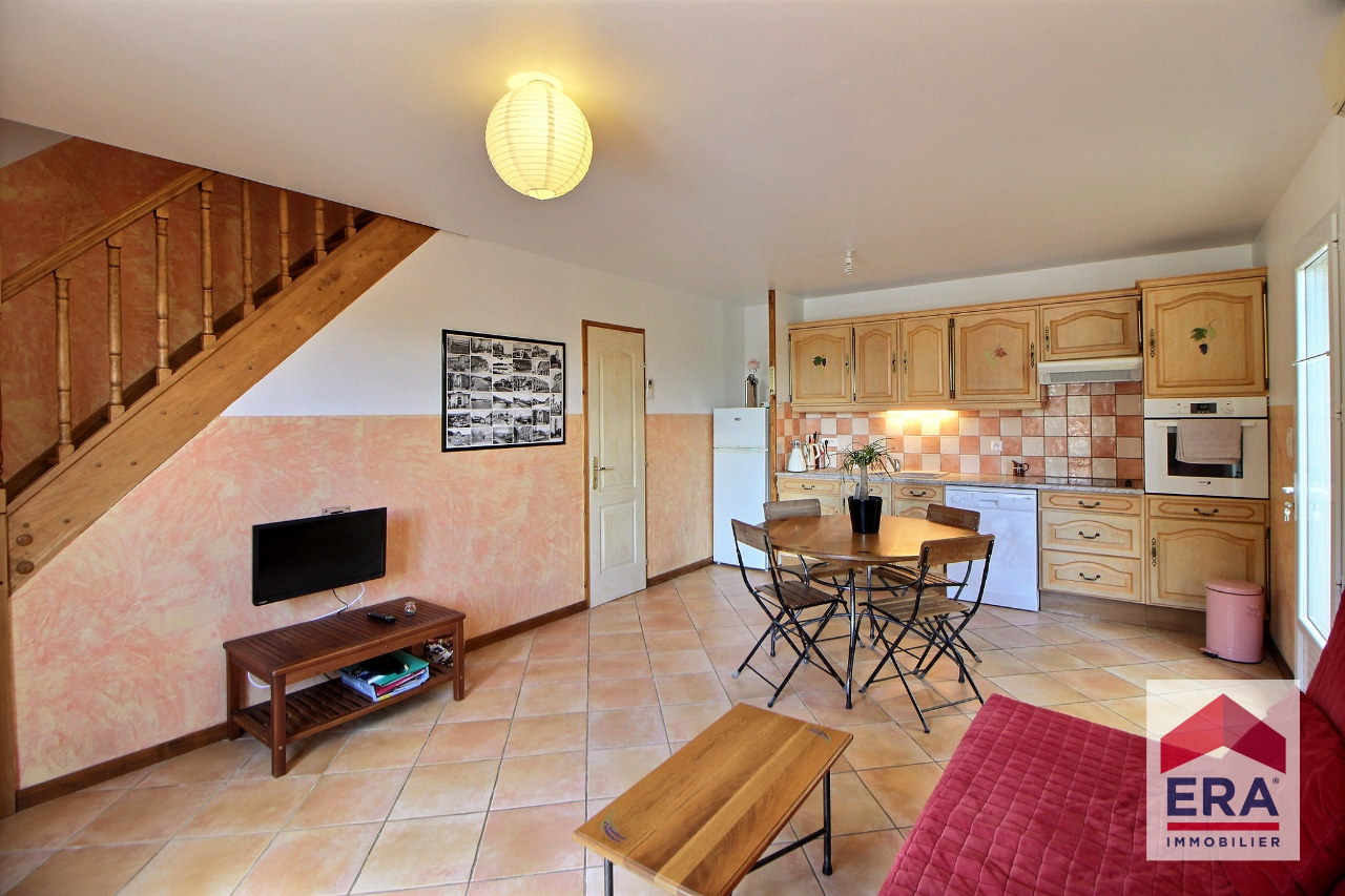 Ensemble immobilier à Pont Saint Esprit 11 pièce(s) 190 m2 PontSaintEsprit 30130