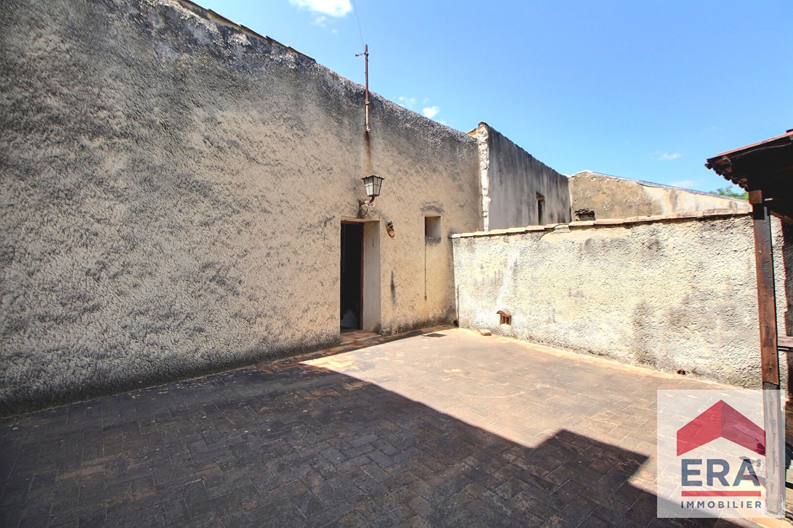 Maison Mondragon 4 pièce(s) 144 m2 avec terrasse